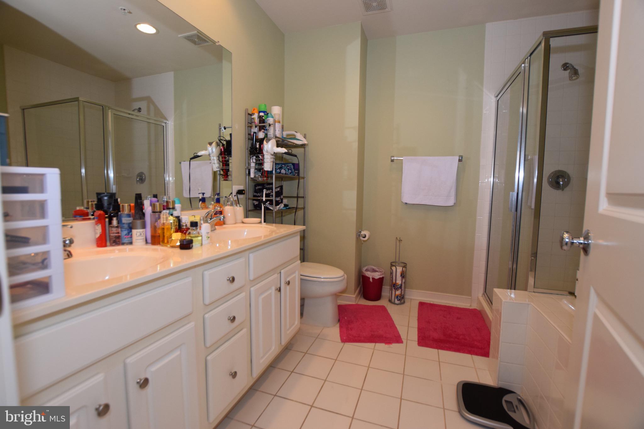 WHEATON FOREST - Residential Lease