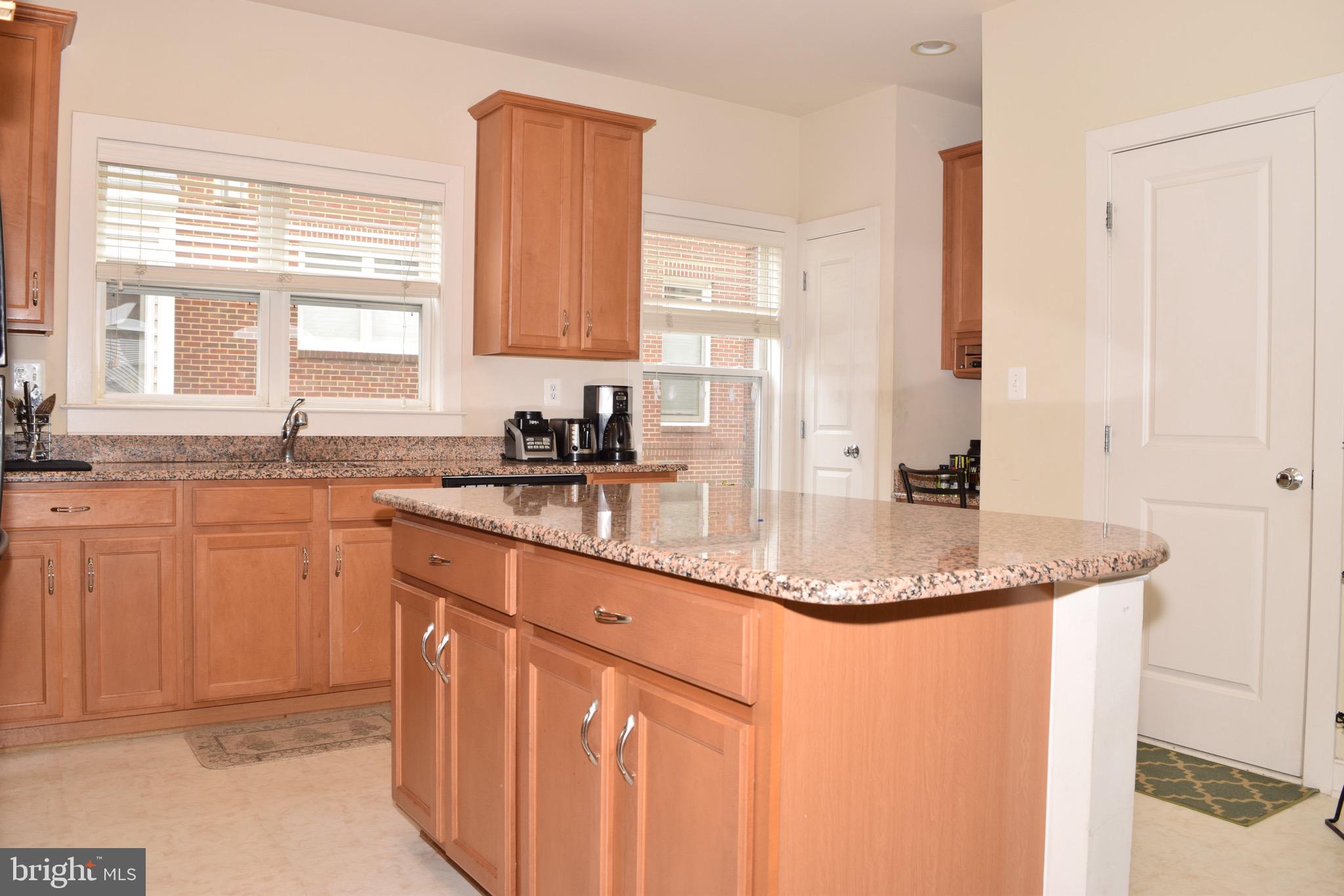 WHEATON FOREST - Residential Lease