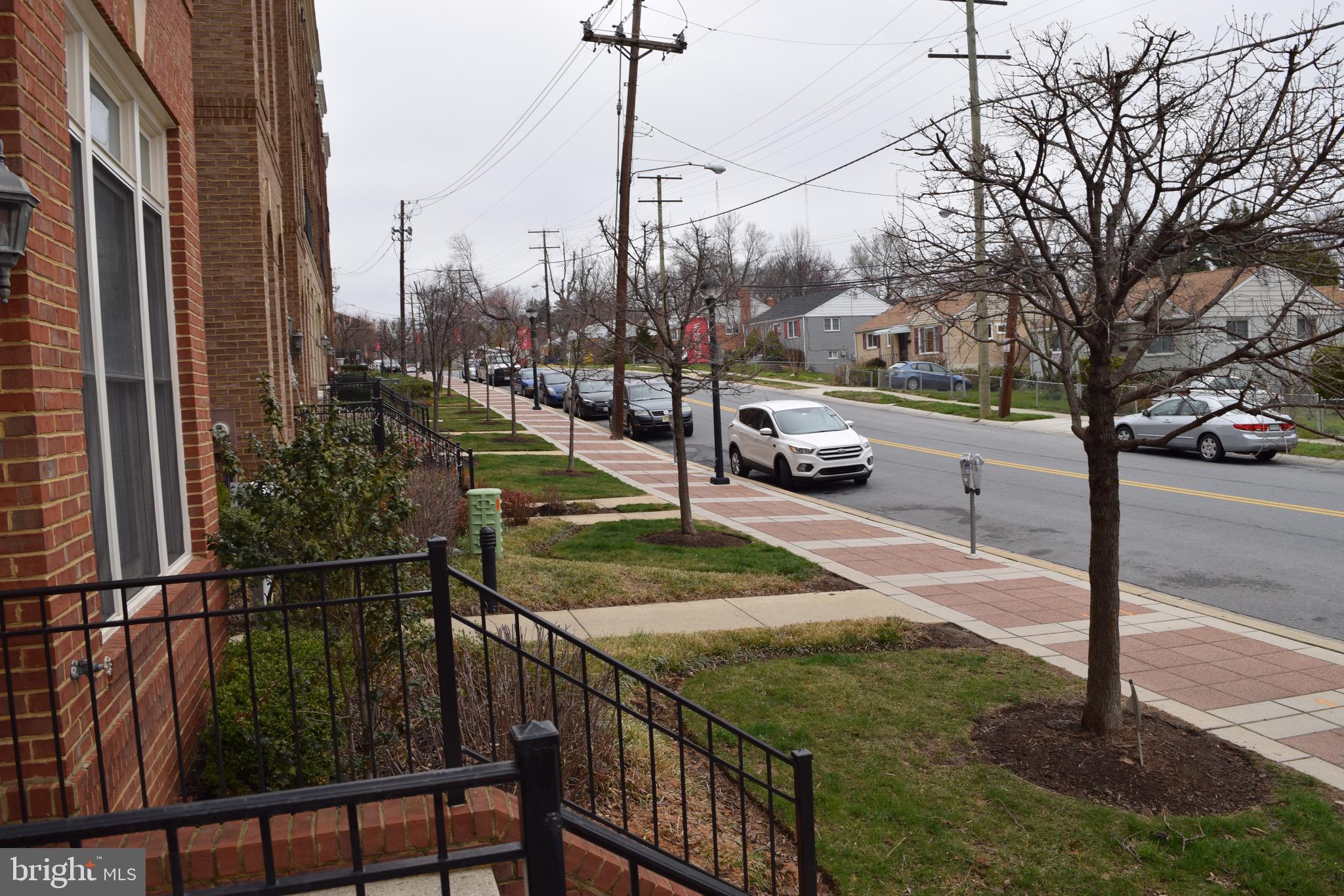 WHEATON FOREST - Residential Lease