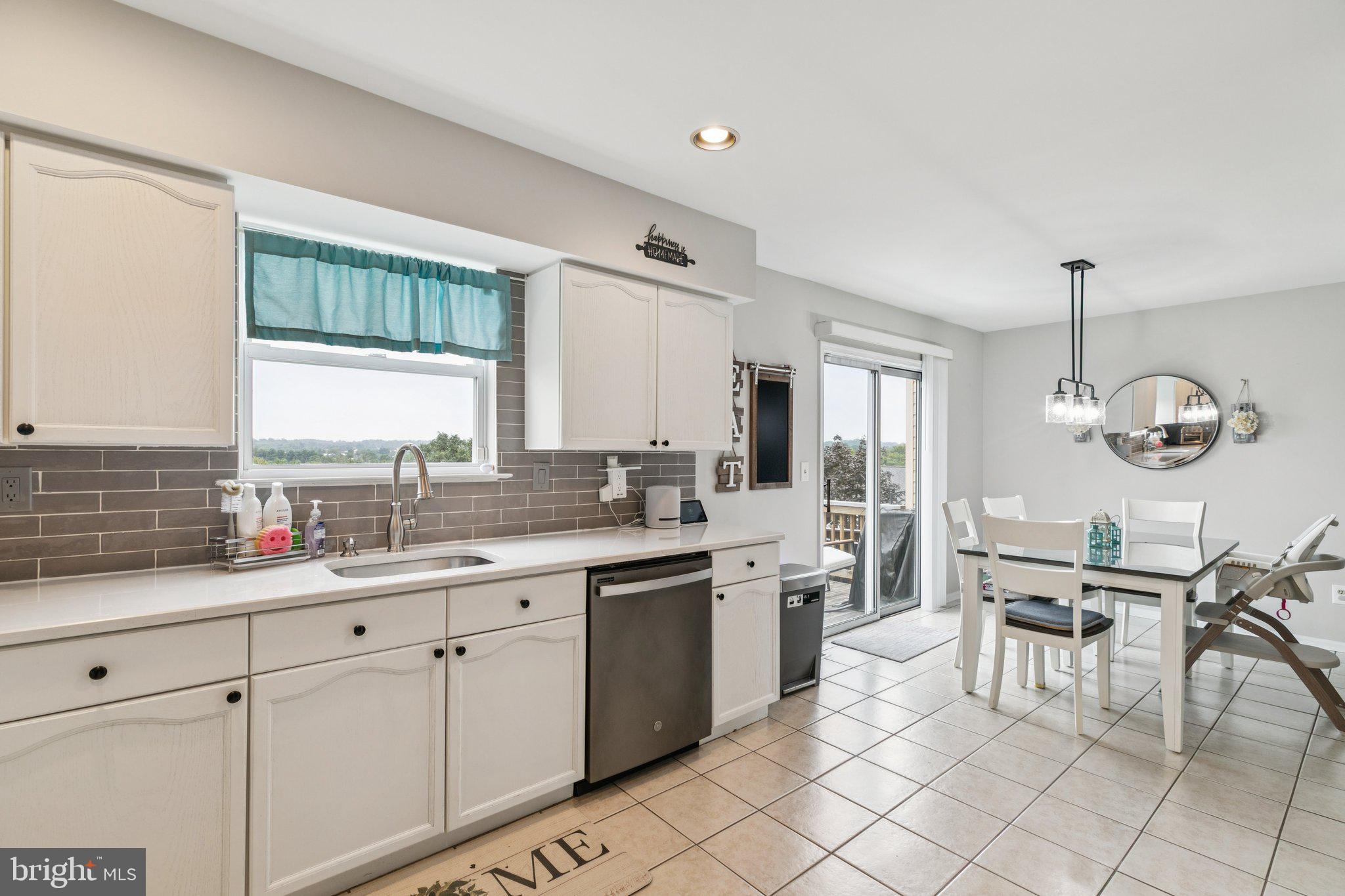 PATRIOTS RIDGE - Residential