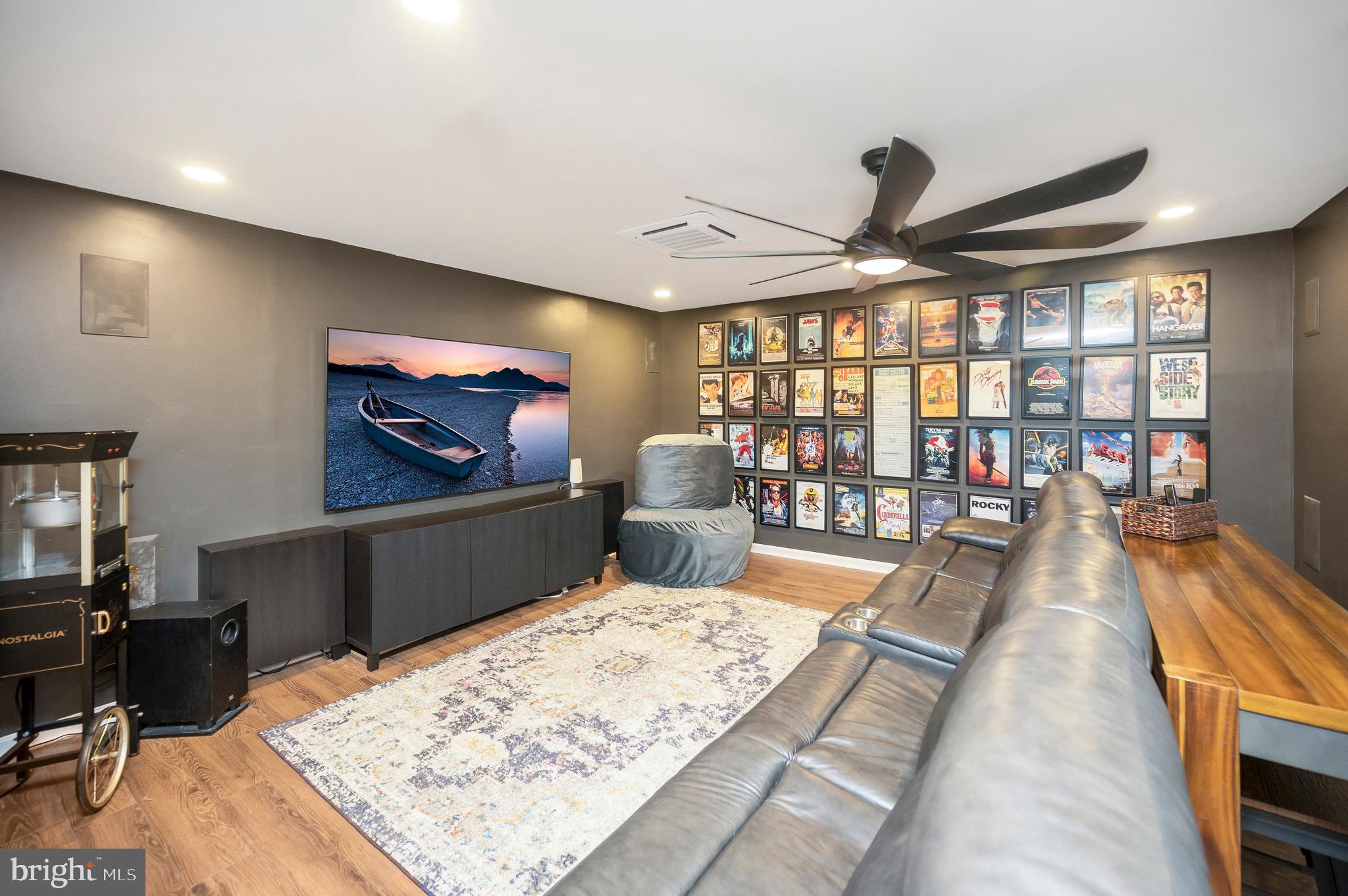 LAKE OF THE WOODS - Residential