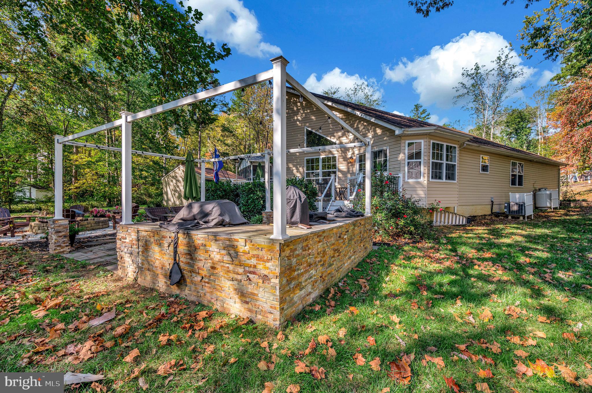 LAKE OF THE WOODS - Residential