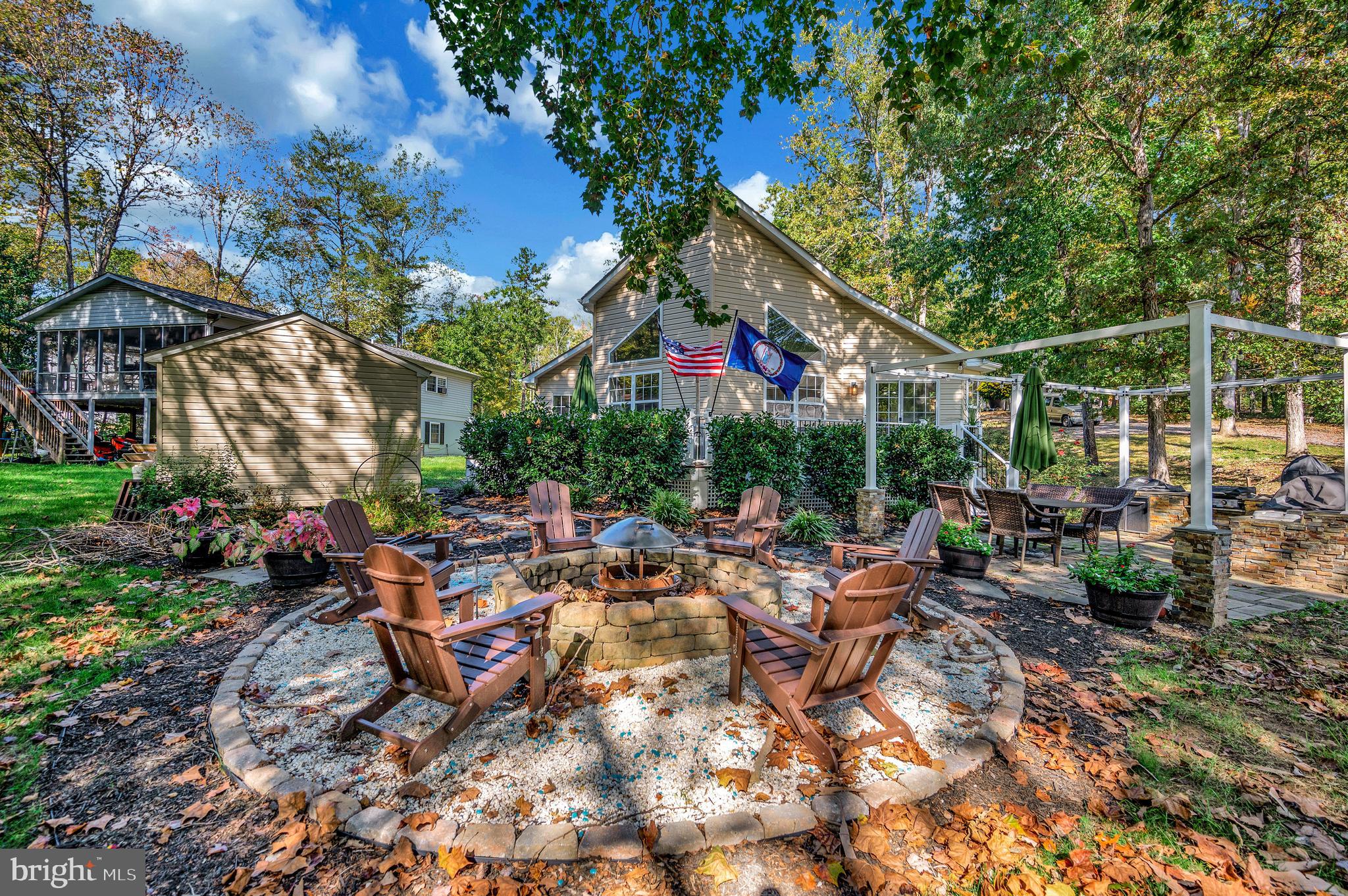 LAKE OF THE WOODS - Residential