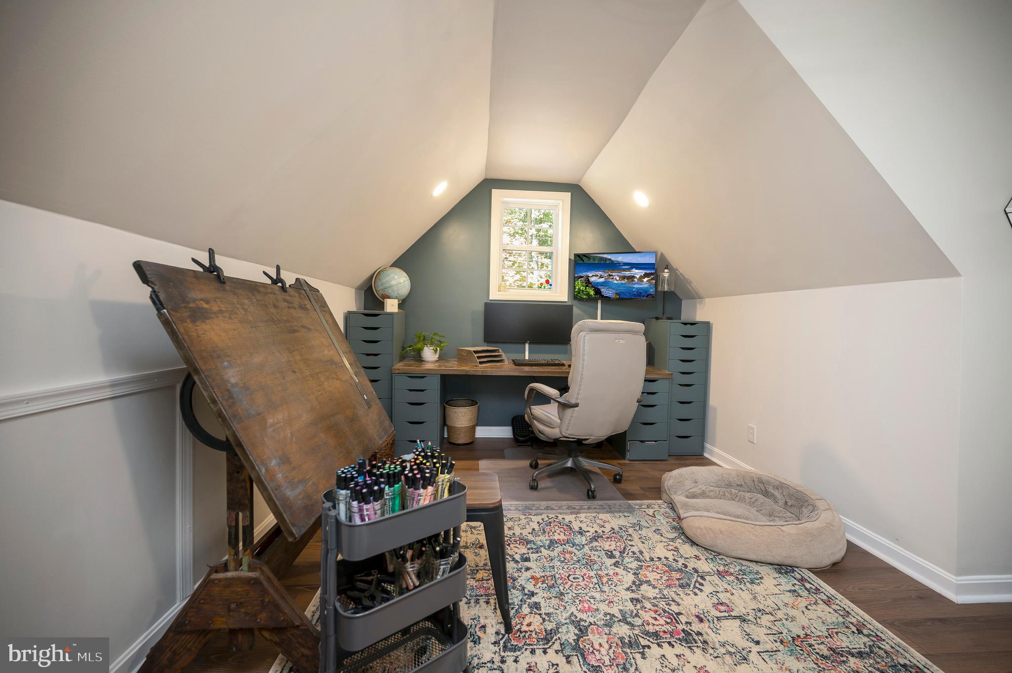 LAKE OF THE WOODS - Residential