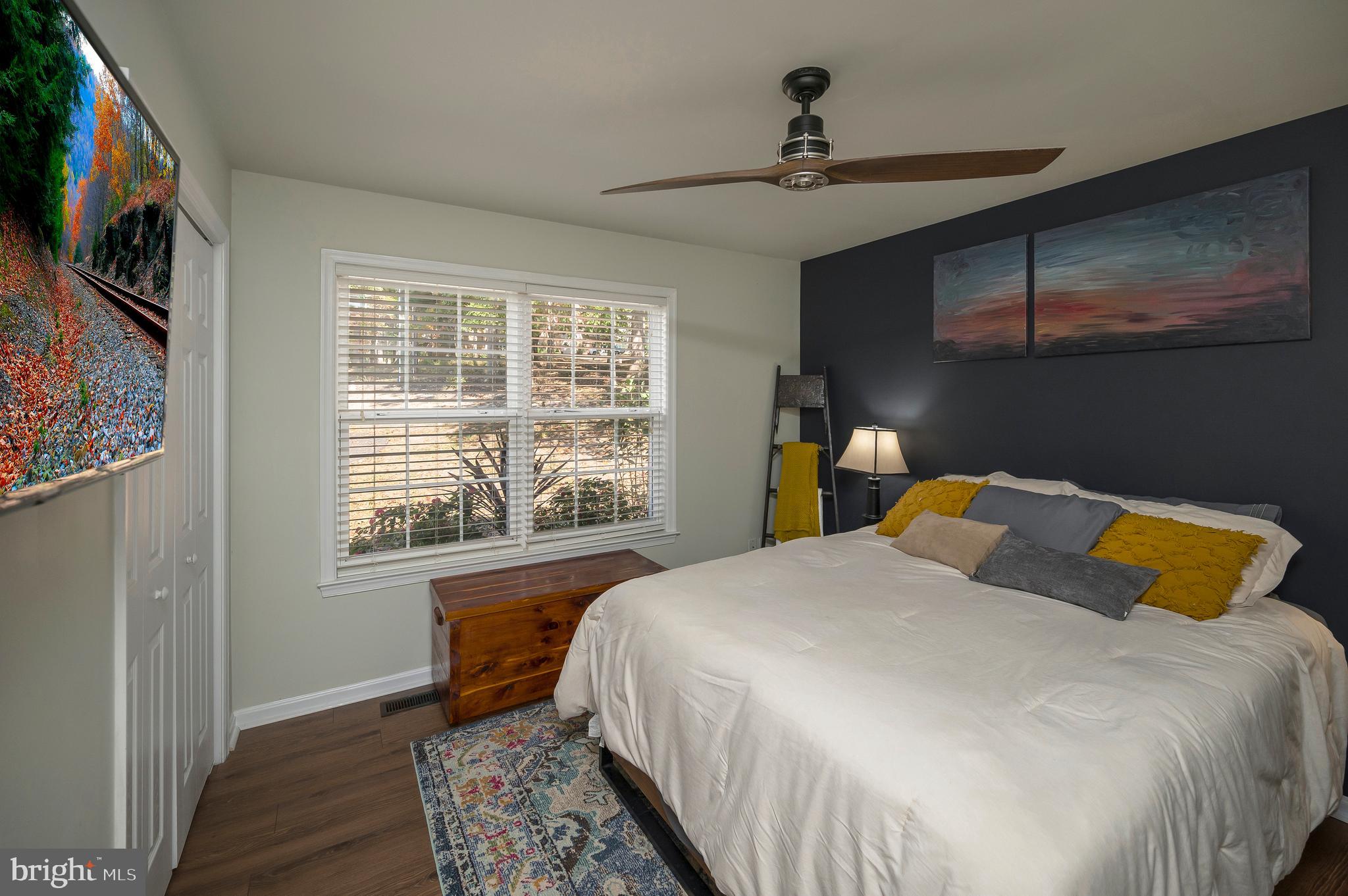 LAKE OF THE WOODS - Residential