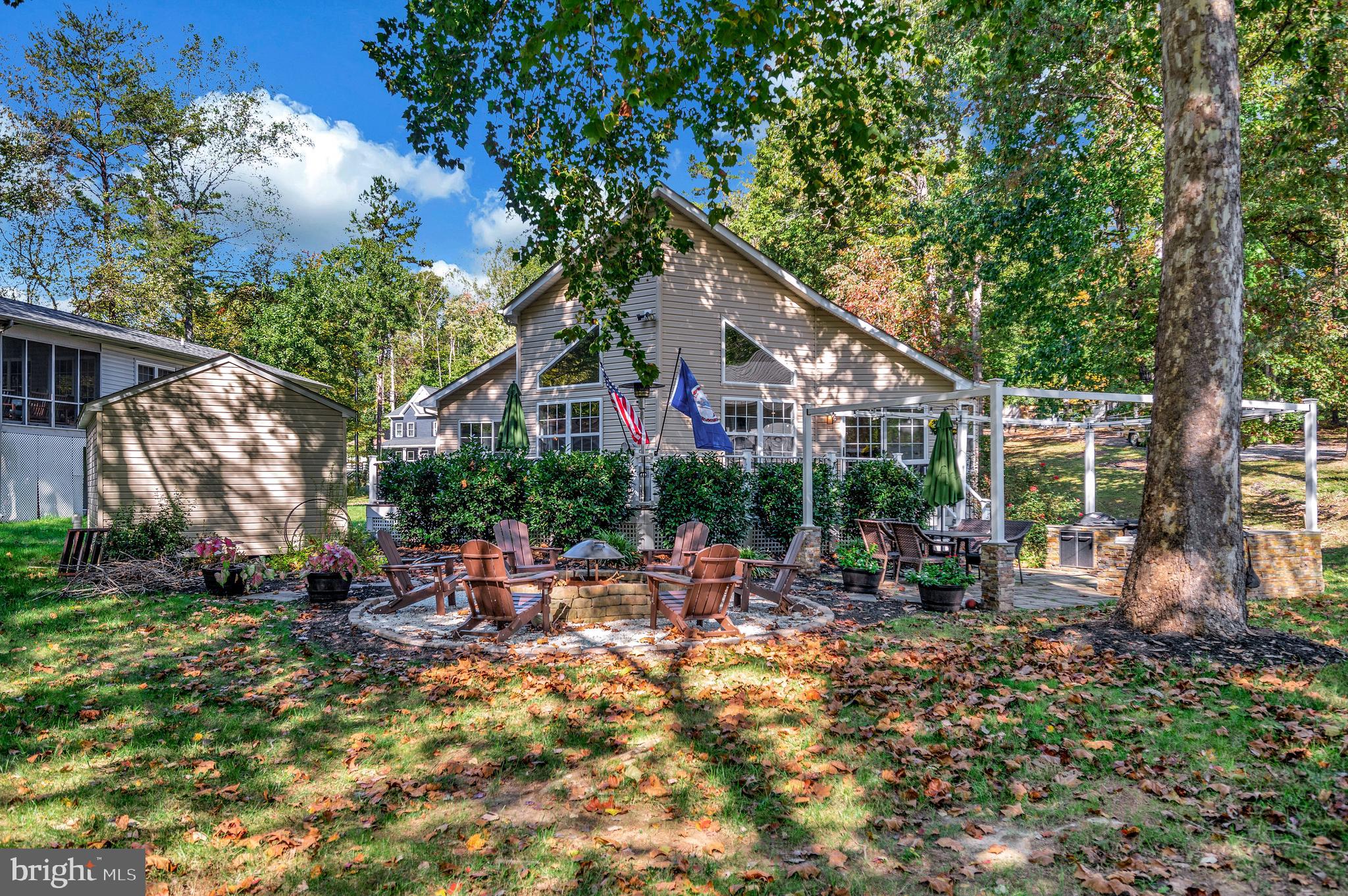 LAKE OF THE WOODS - Residential