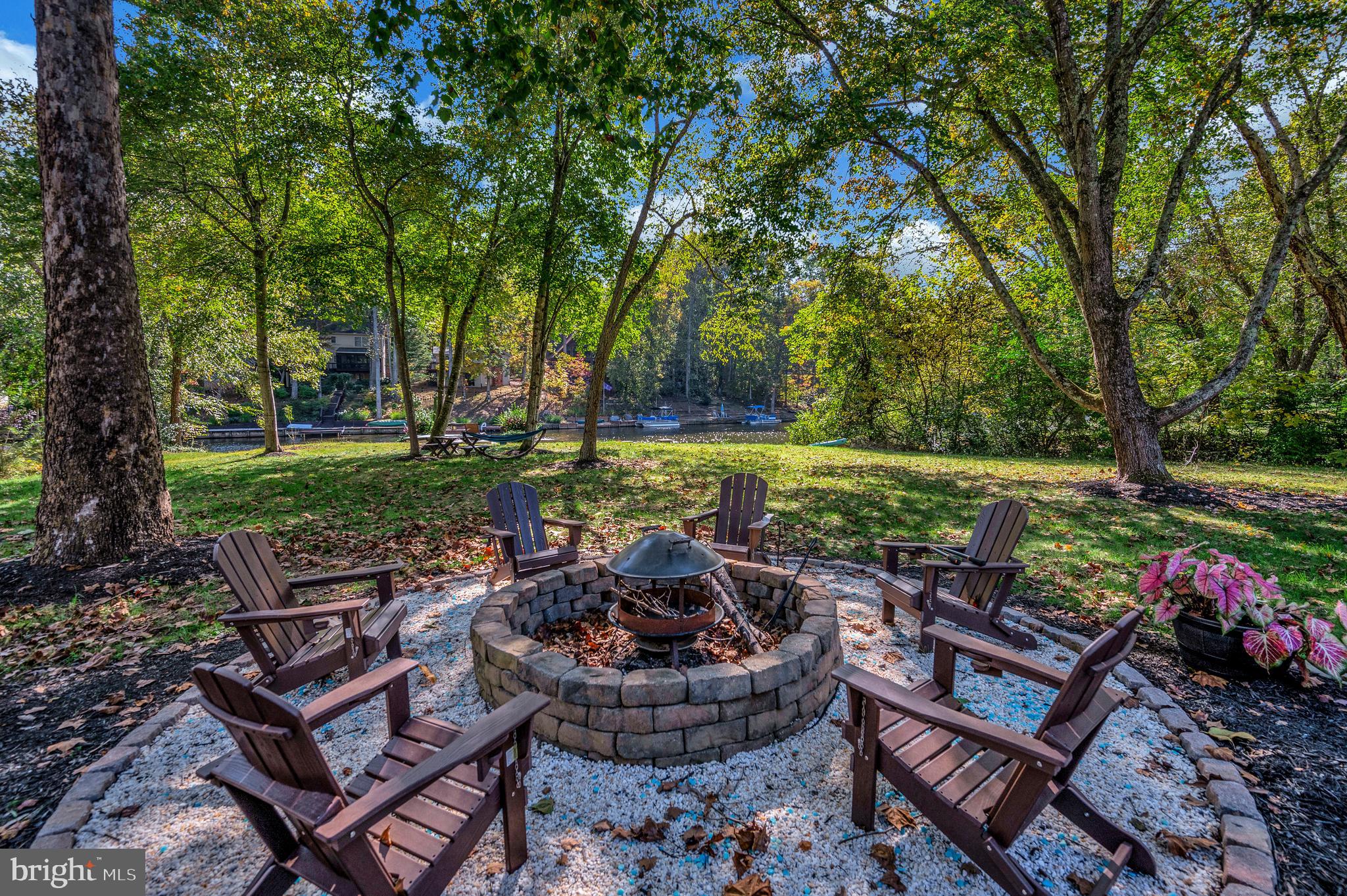 LAKE OF THE WOODS - Residential