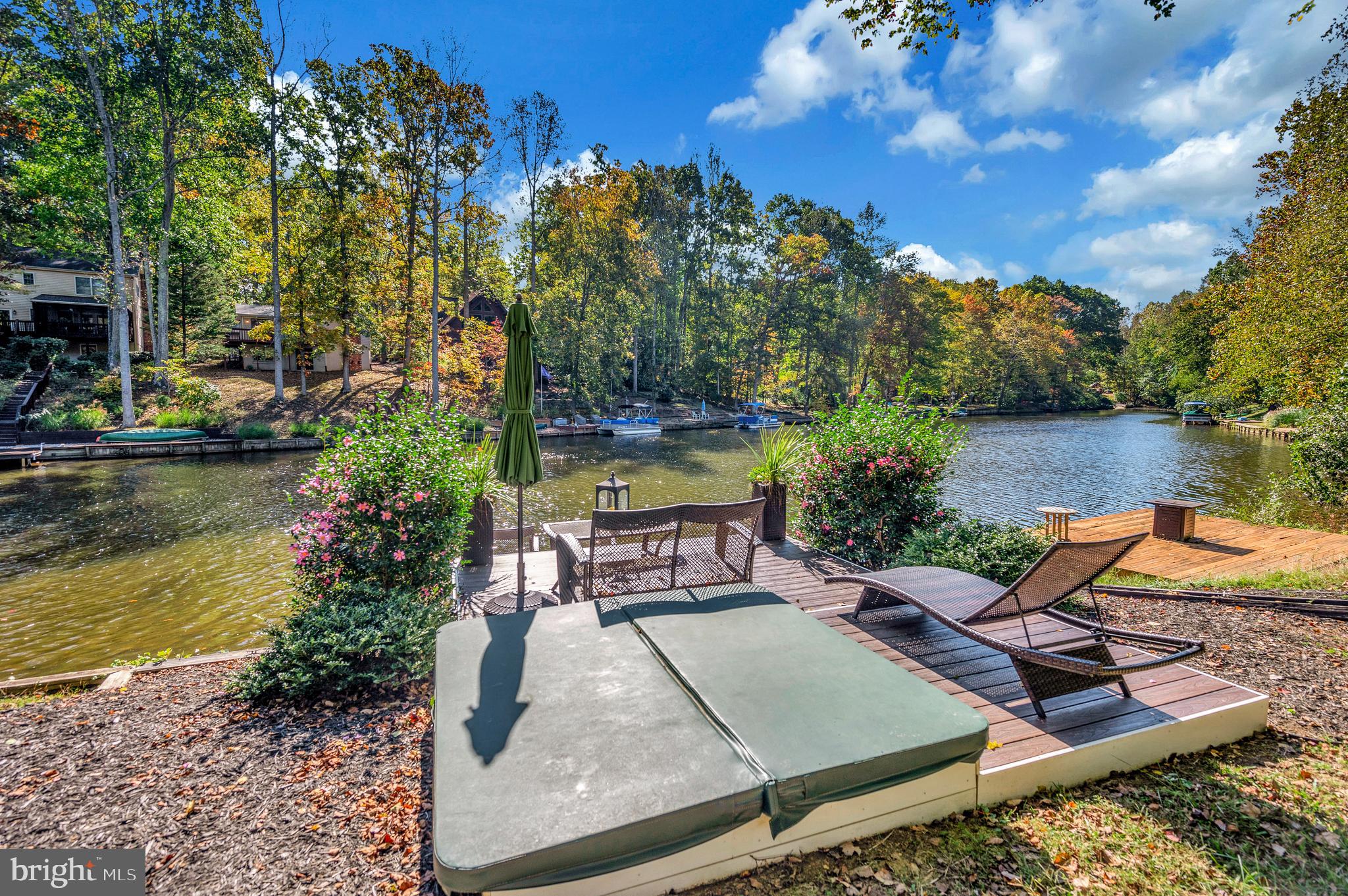 LAKE OF THE WOODS - Residential