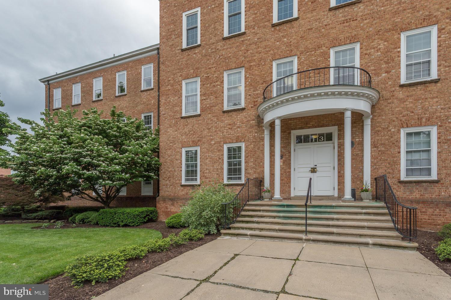 DOMINION BUILDING - Commercial Sale