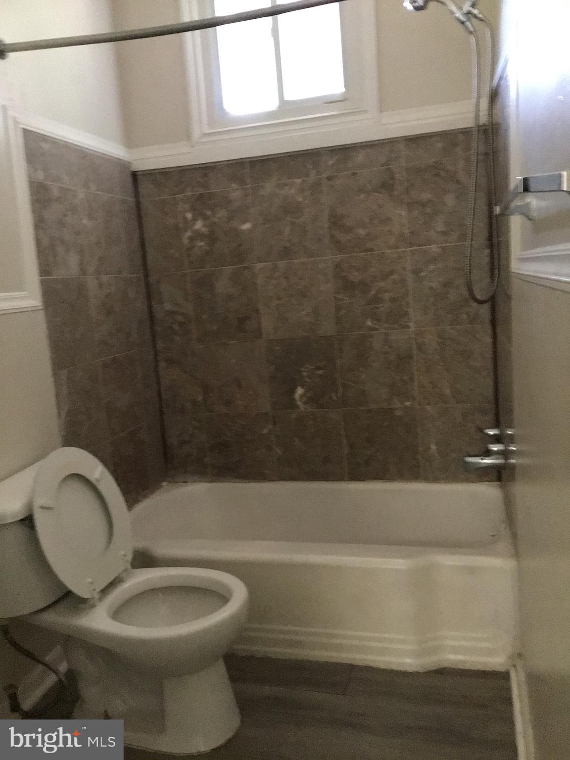 MONDAWMIN - Residential