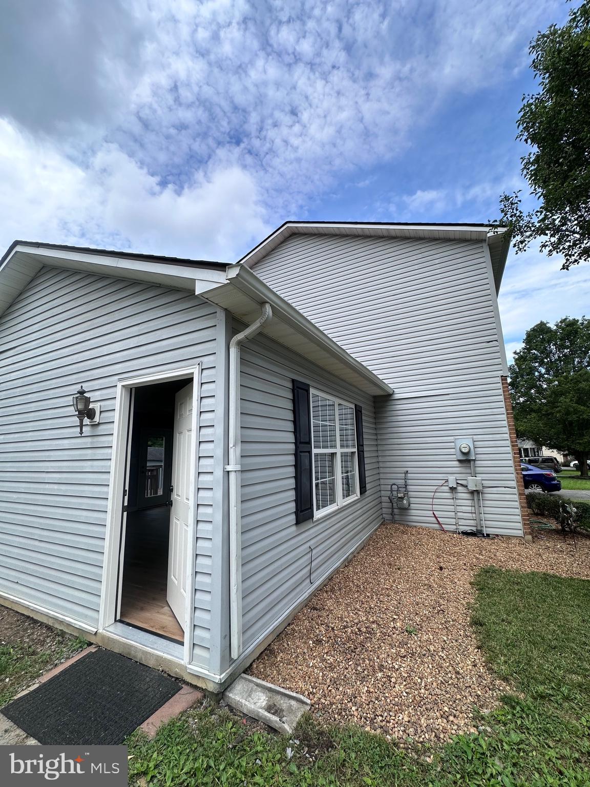 111 OLD DOMINION DRIVE