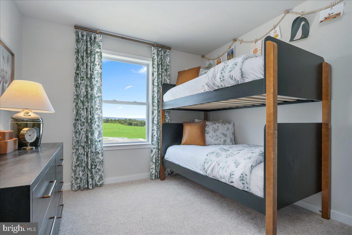 HUNTWELL WEST - Residential