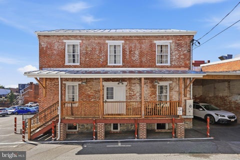 Photo of 51 Carroll Creek Way, FREDERICK, MD 21701 (MLS # MDFR2090392)