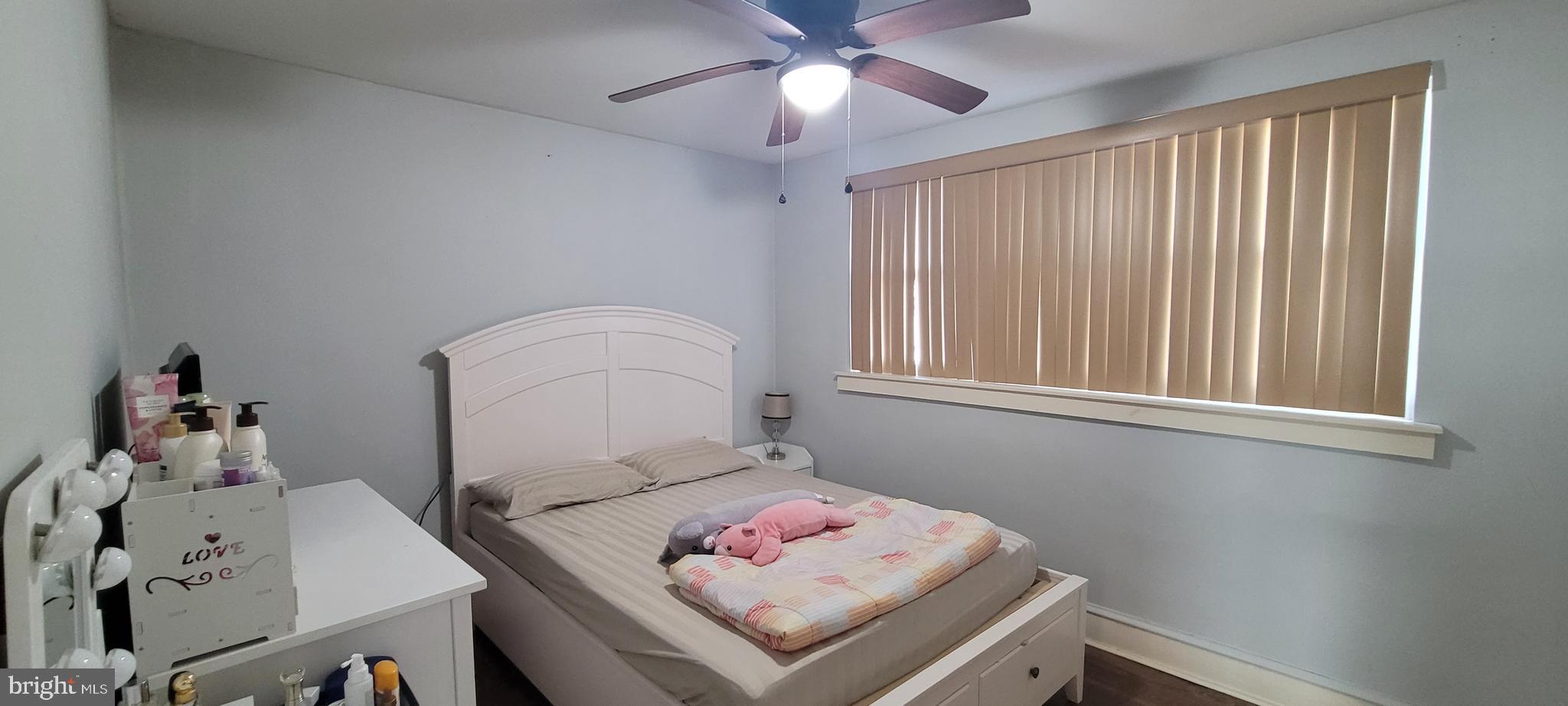 LOWER MOYAMENSING - Residential