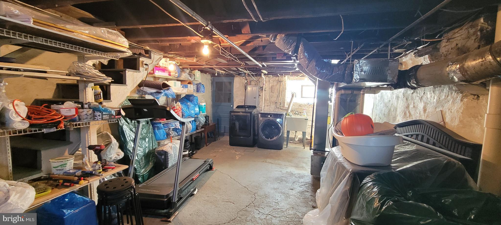 LOWER MOYAMENSING - Residential