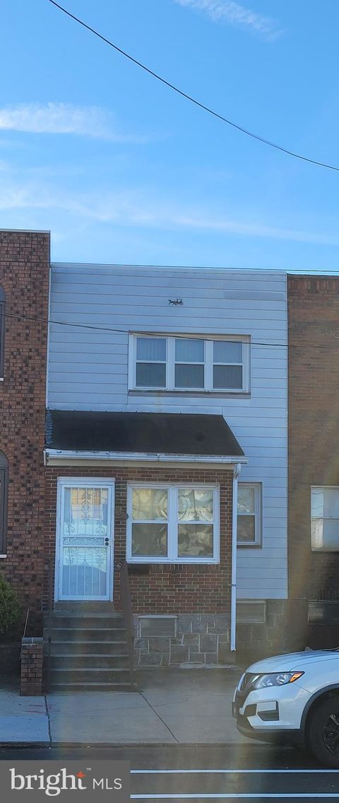 Townhouse For Sale - 1022 W Oregon Avenue<br/> PHILADELPHIA, PA 19148