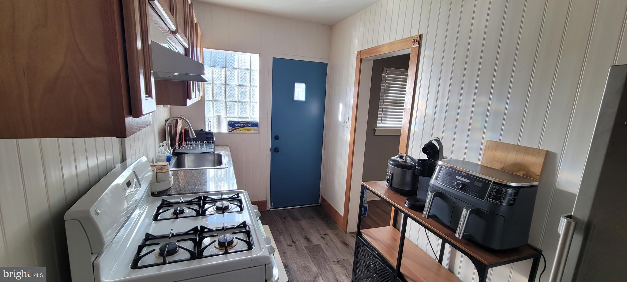 LOWER MOYAMENSING - Residential