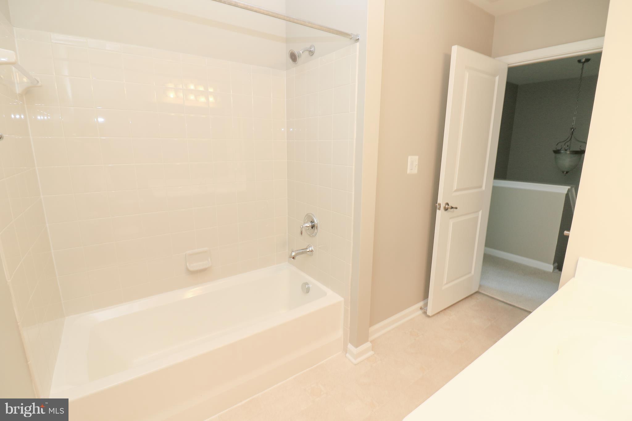 VIRGINIA MANOR CONDOMINIUM - Residential