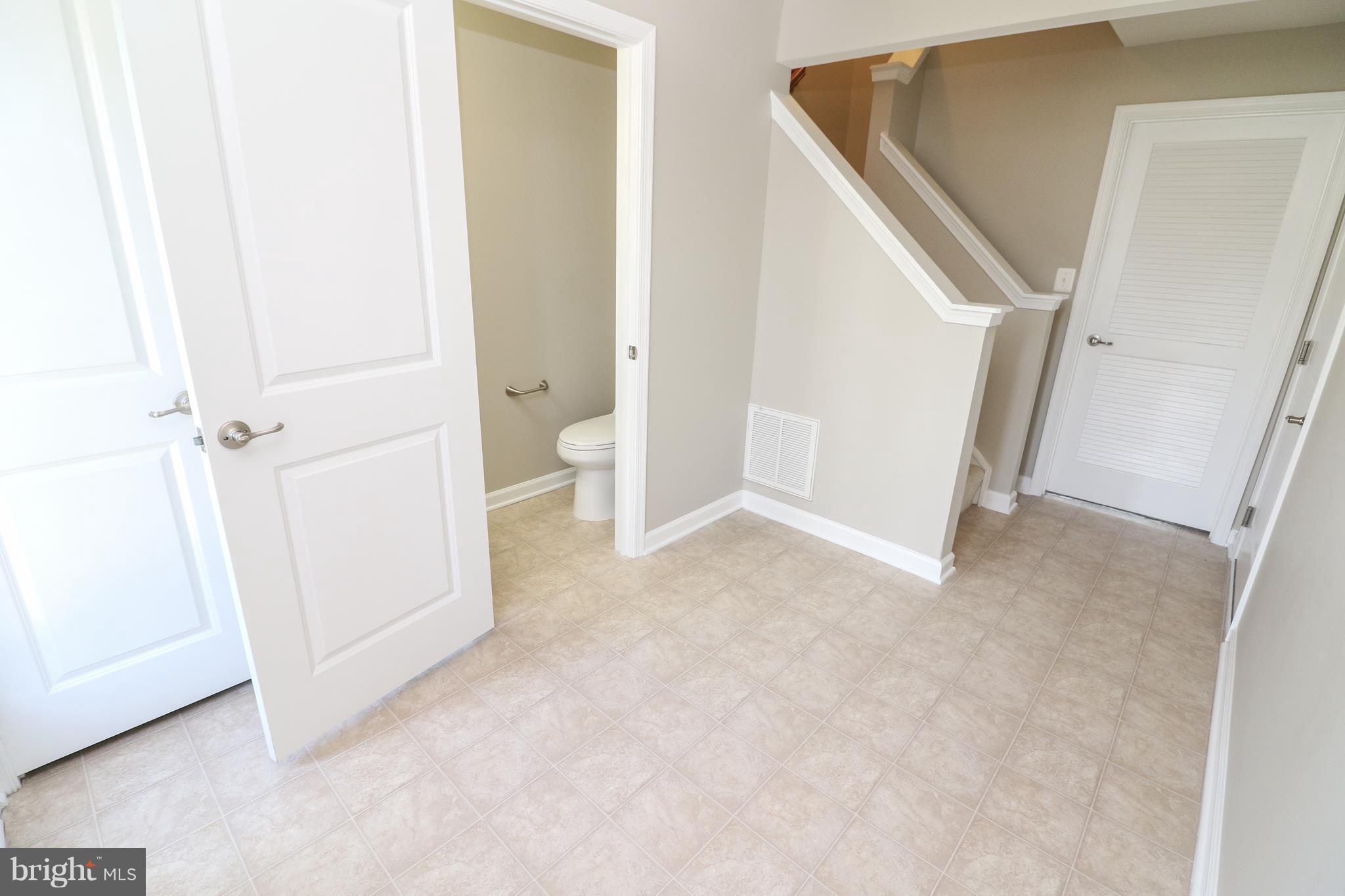 VIRGINIA MANOR CONDOMINIUM - Residential