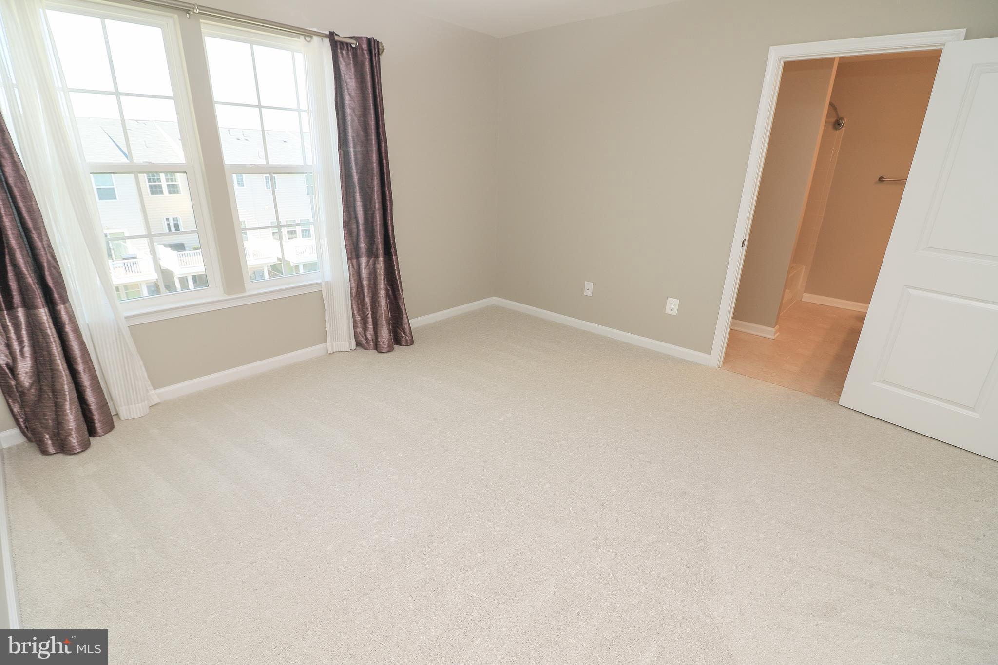 VIRGINIA MANOR CONDOMINIUM - Residential