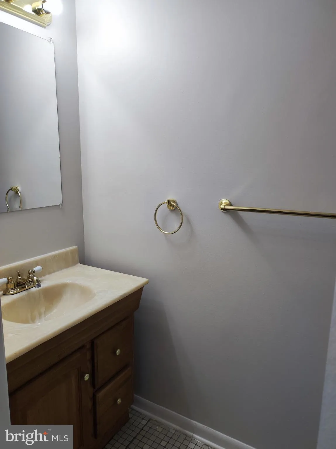 Voorhees, New Jersey 08043, United States, 2 Bedrooms Bedrooms, ,2 BathroomsBathrooms,Residential,Pending,81973