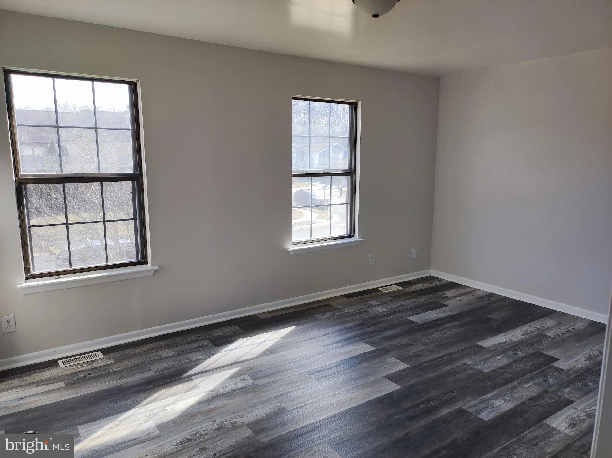 Voorhees, New Jersey 08043, United States, 2 Bedrooms Bedrooms, ,2 BathroomsBathrooms,Residential,Pending,81973