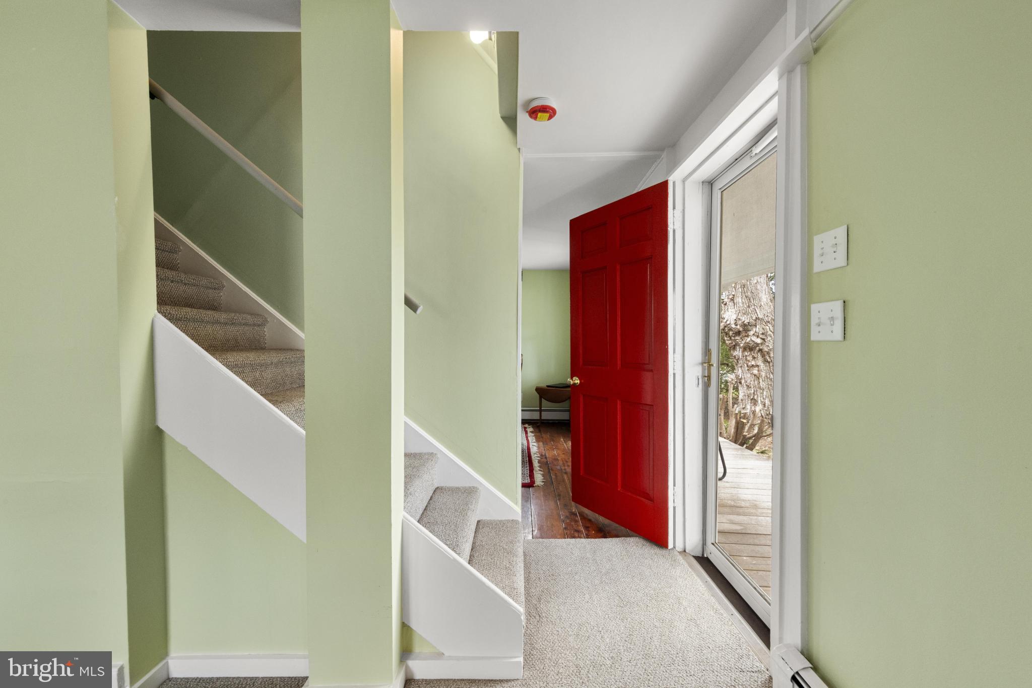 52 LITTLEWORTH ROAD
