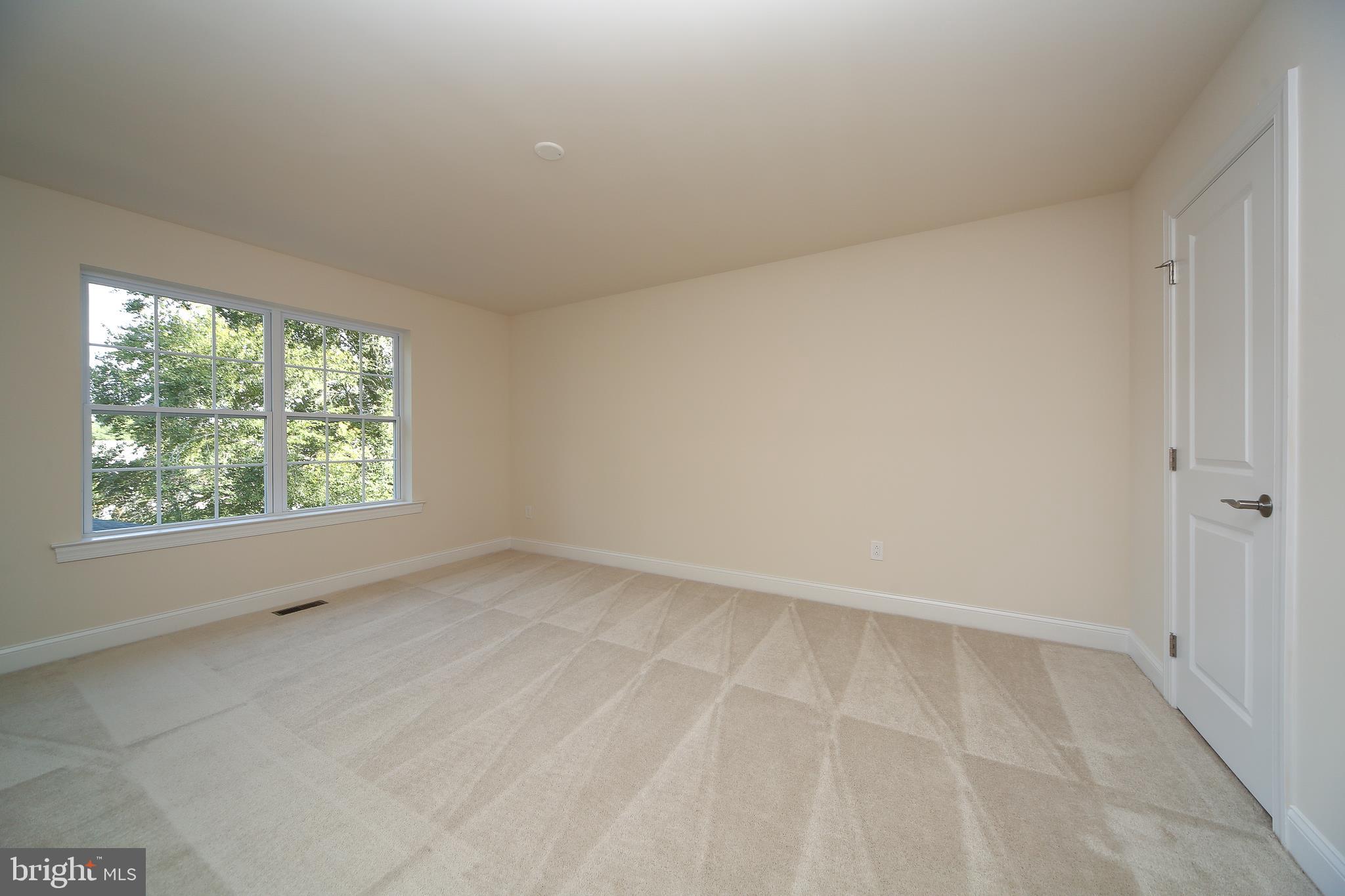 WELLINGTON ESTATES - Residential