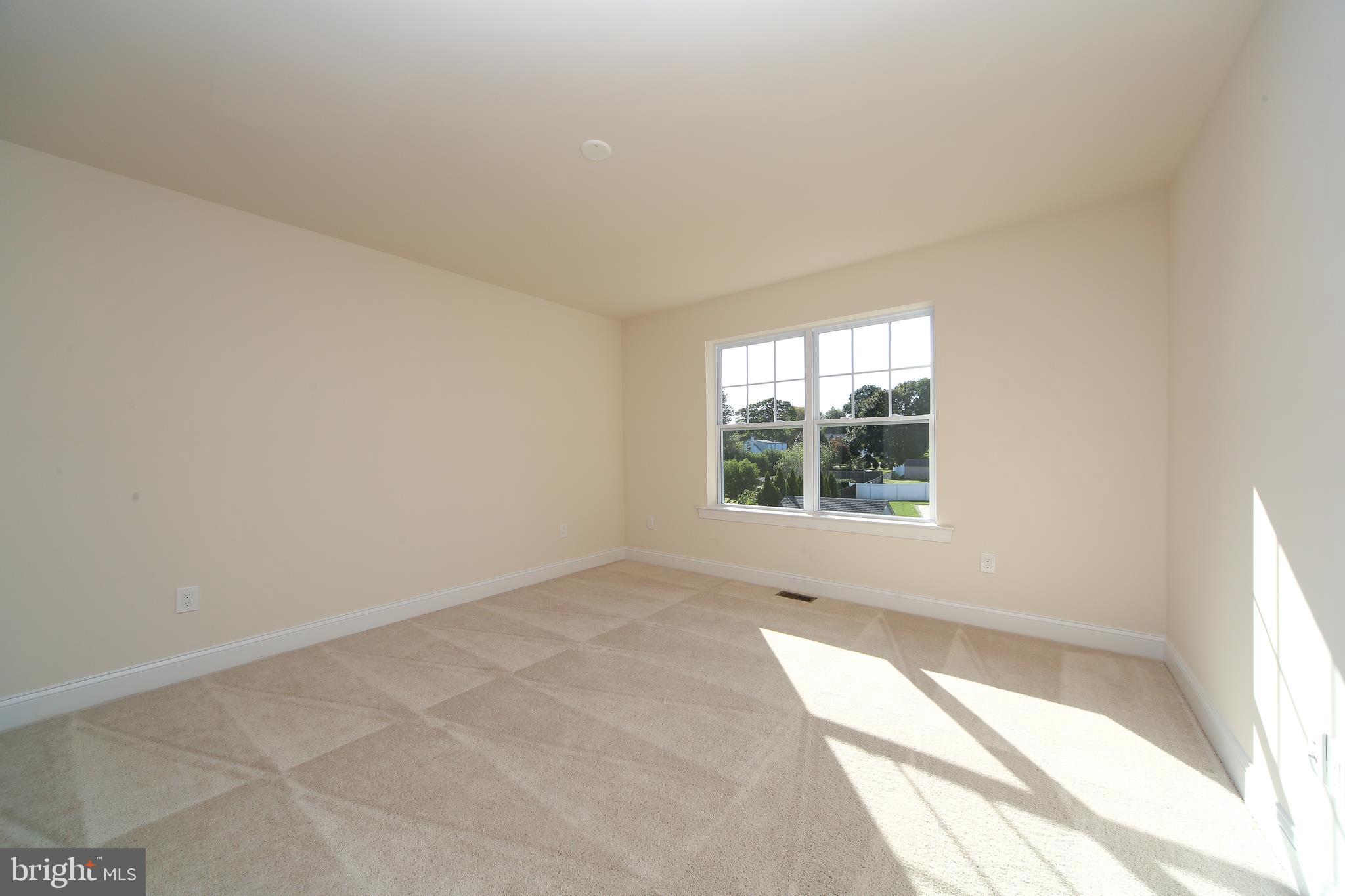 WELLINGTON ESTATES - Residential