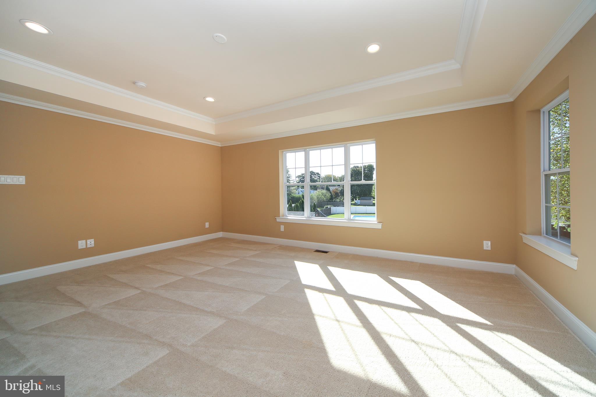 WELLINGTON ESTATES - Residential