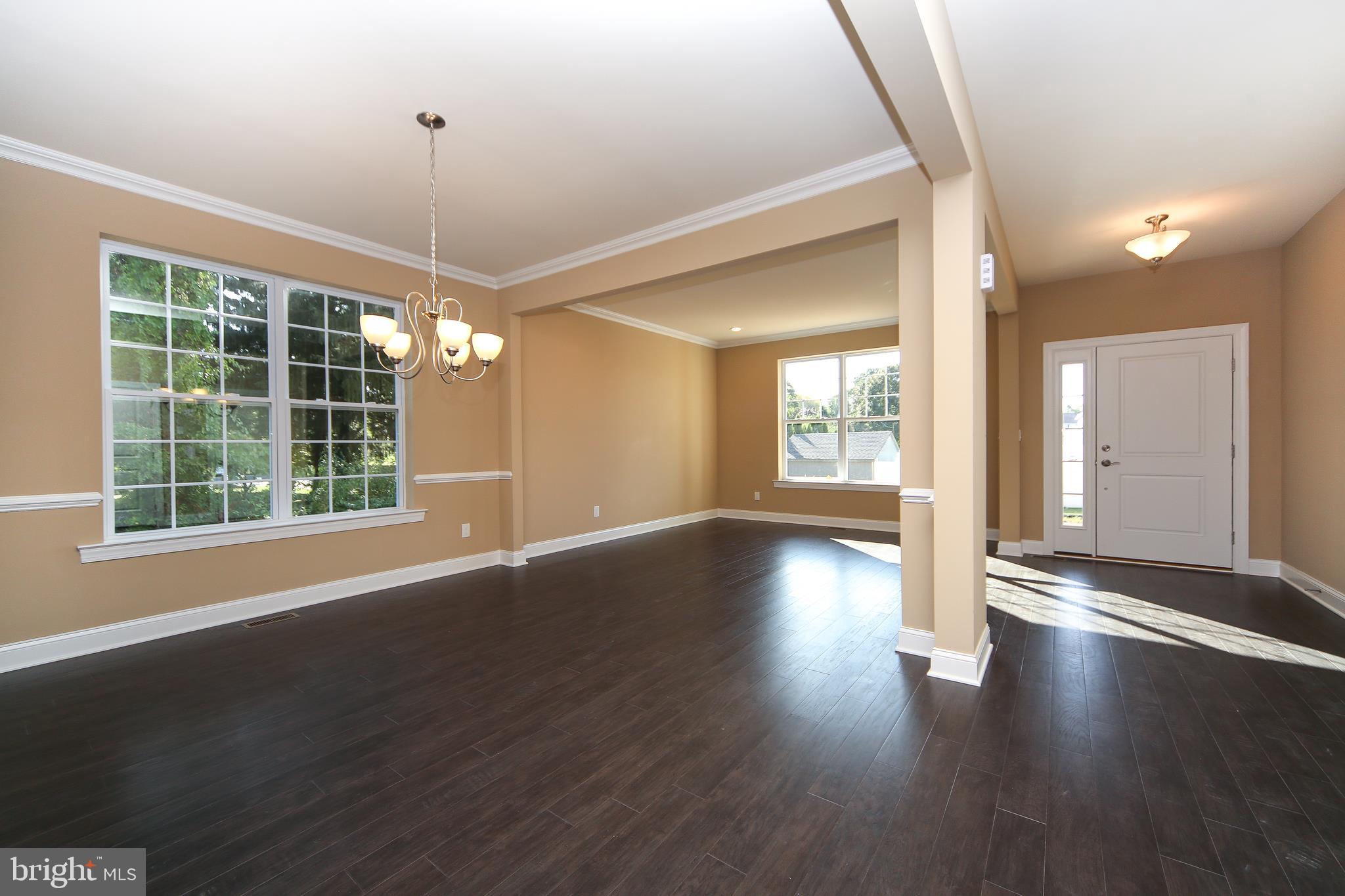 WELLINGTON ESTATES - Residential
