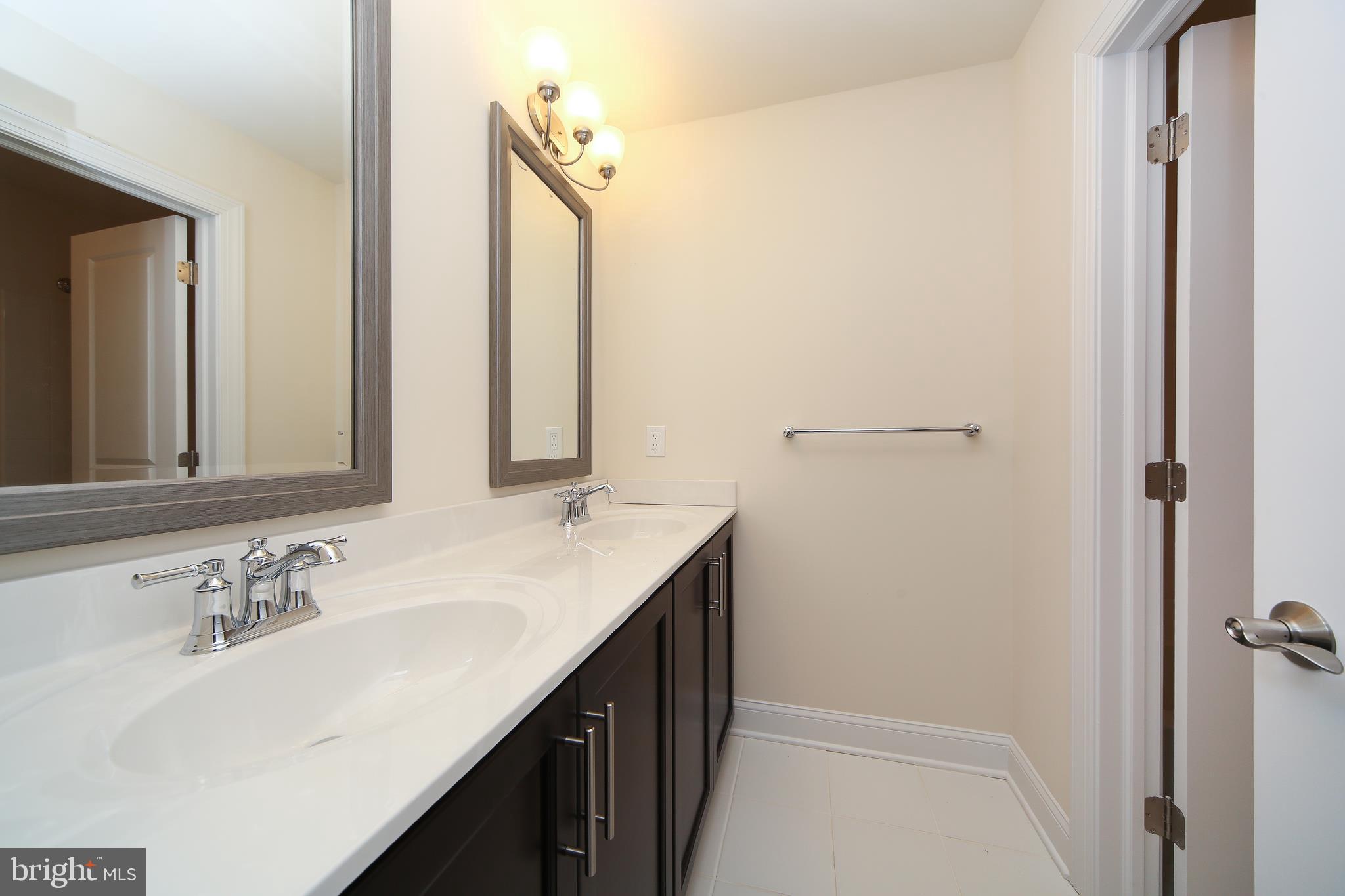 WELLINGTON ESTATES - Residential