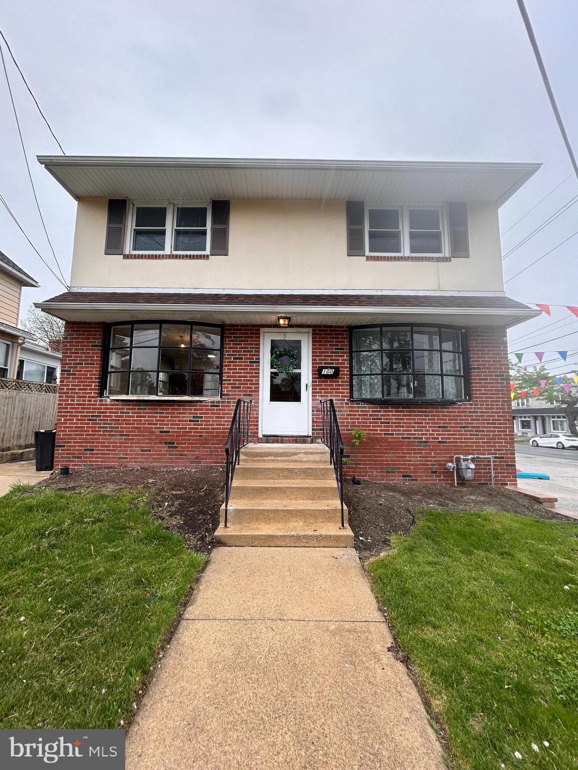 300 W EVESHAM AVENUE