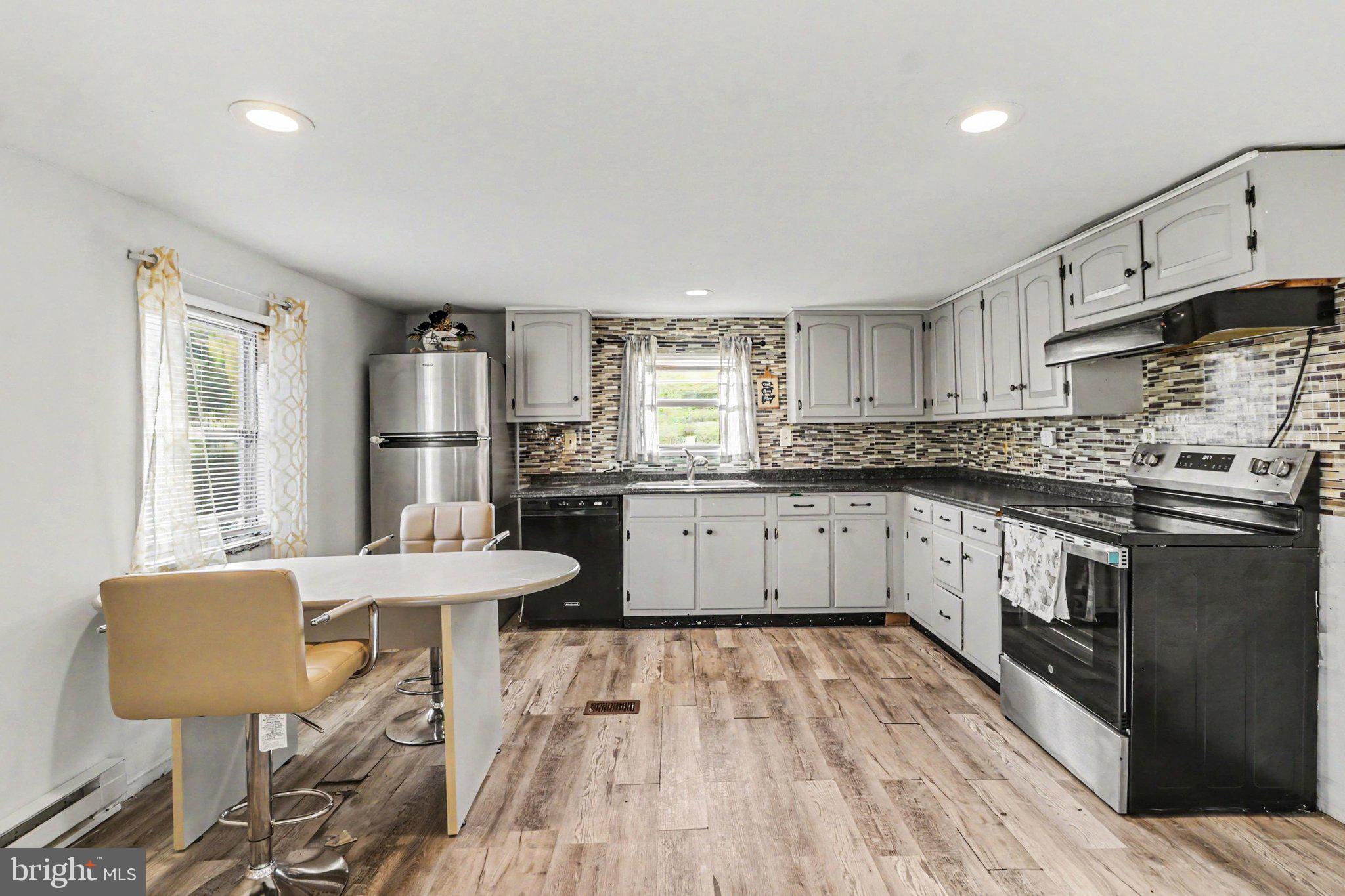 72 ASPEN ROAD