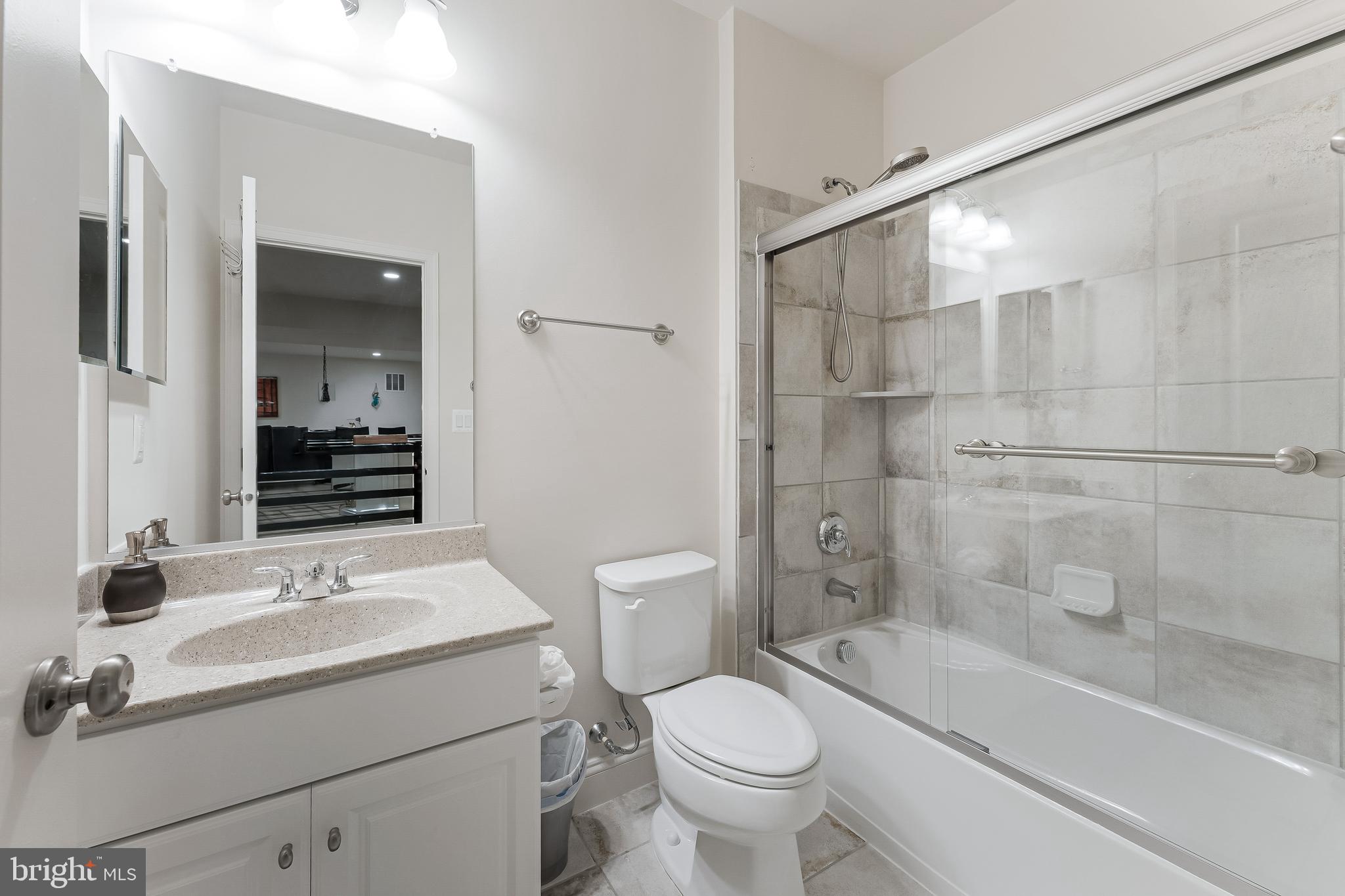 LOUDOUN VALLEY ESTATES 2 - Residential