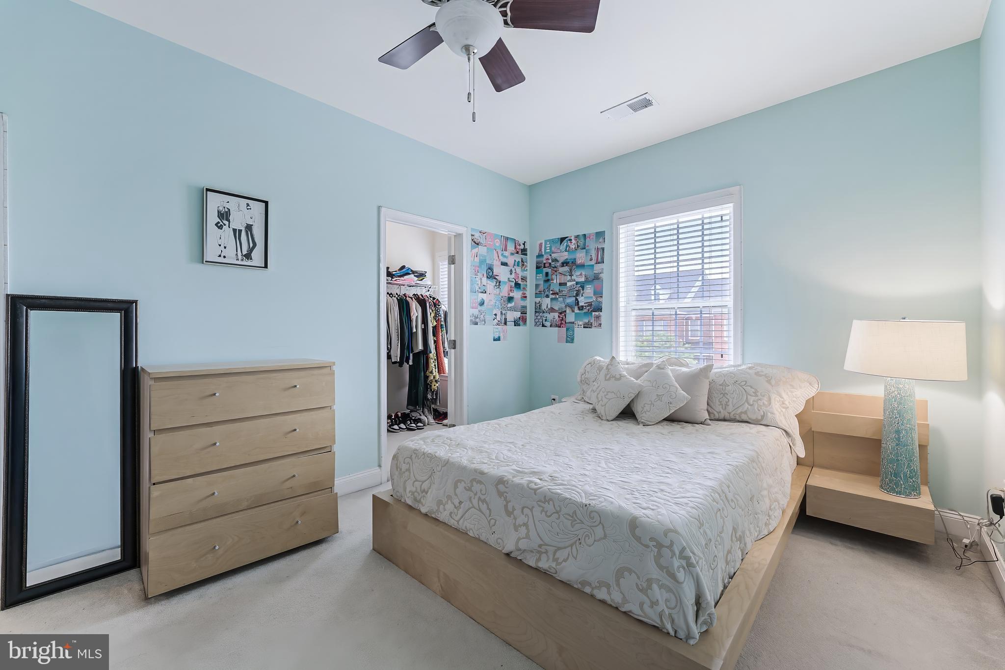 LOUDOUN VALLEY ESTATES 2 - Residential