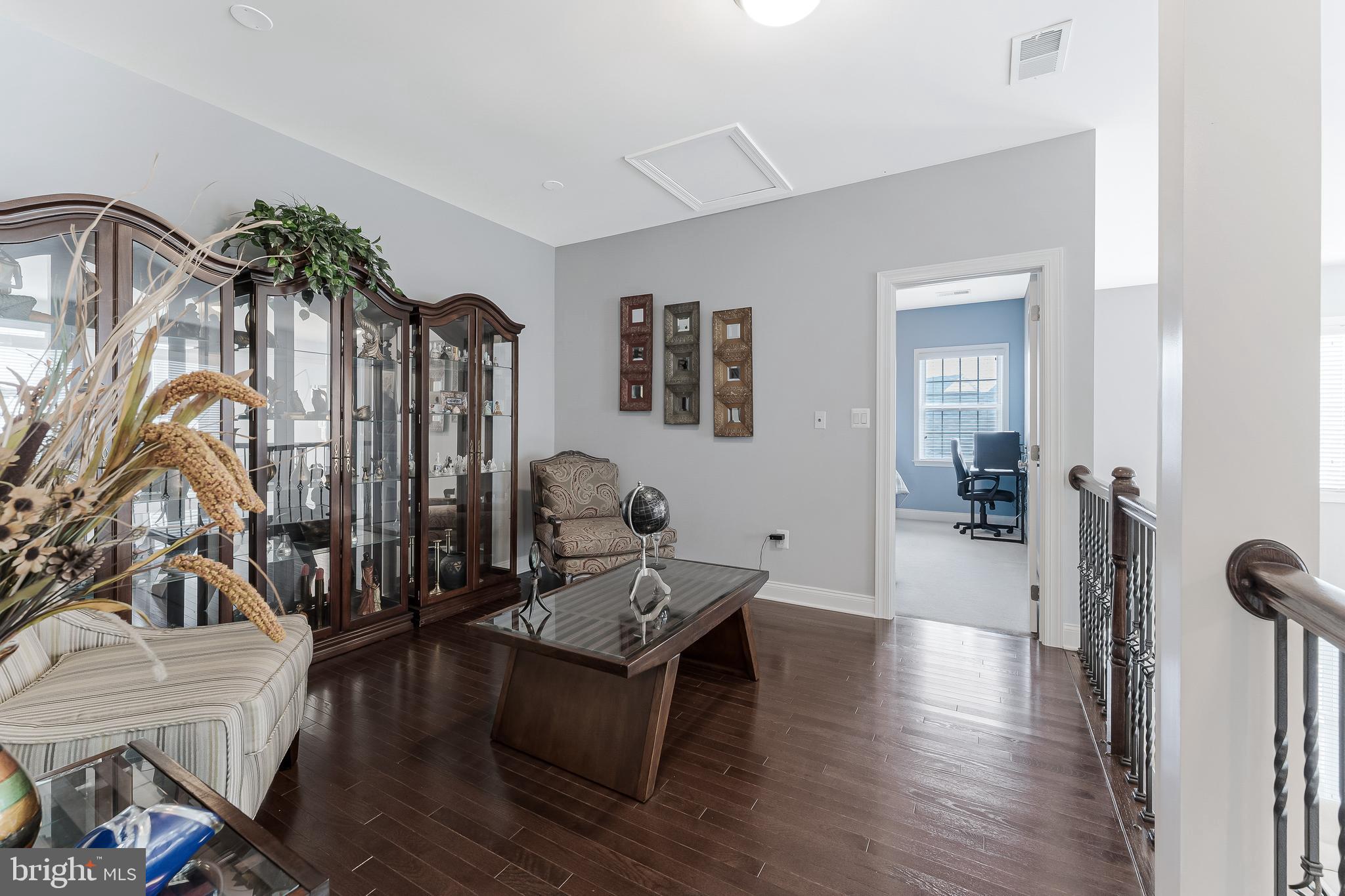 LOUDOUN VALLEY ESTATES 2 - Residential