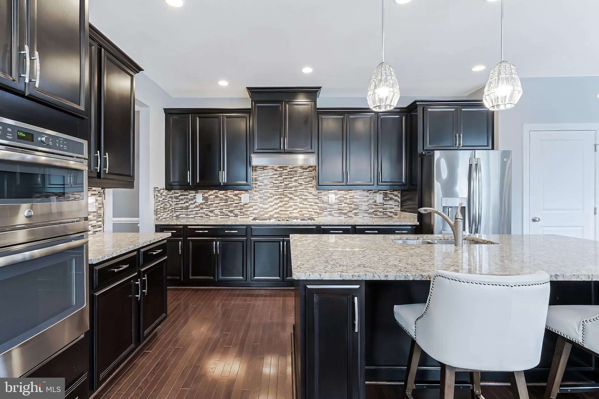 LOUDOUN VALLEY ESTATES 2 - Residential