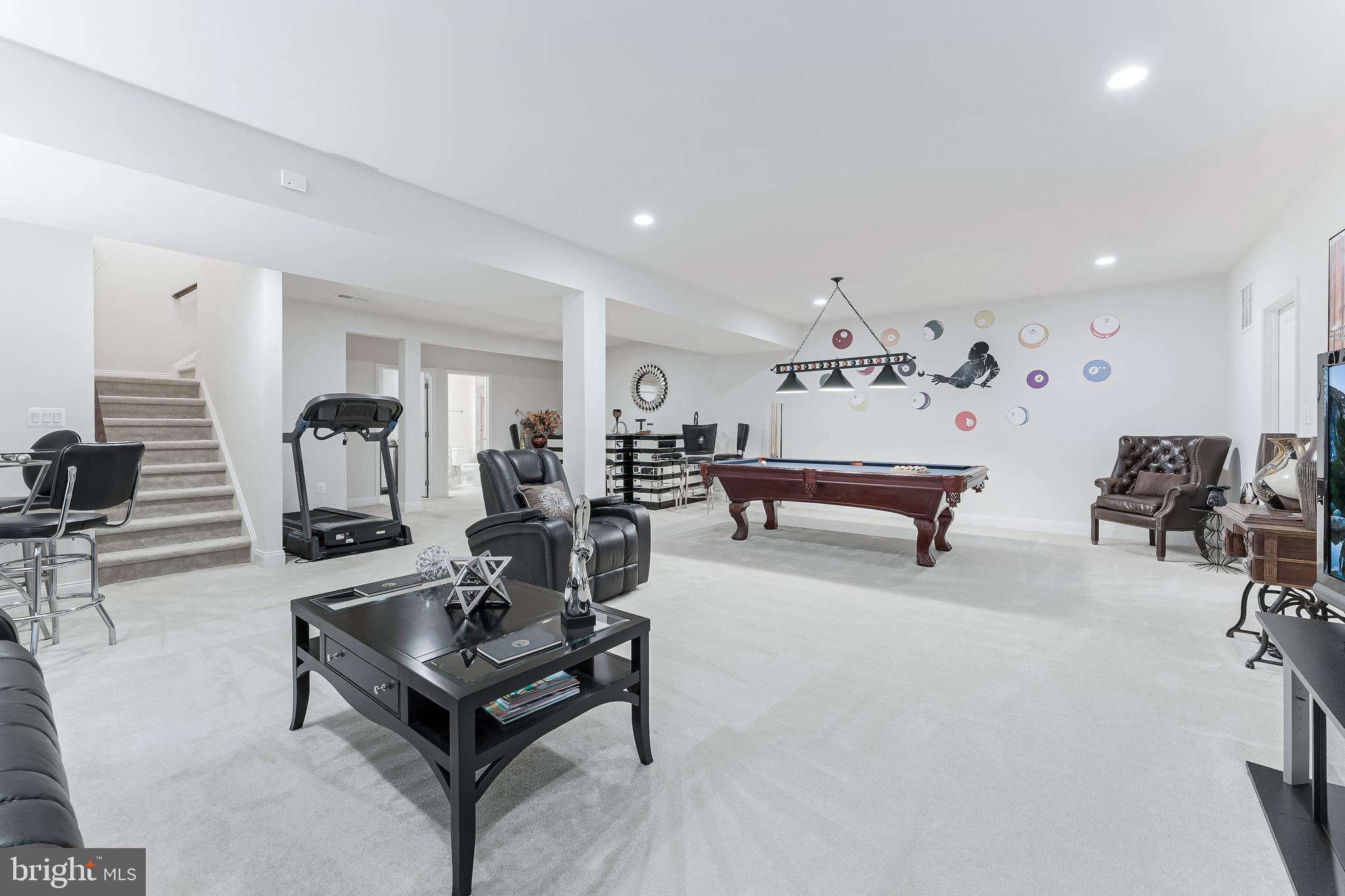 LOUDOUN VALLEY ESTATES 2 - Residential