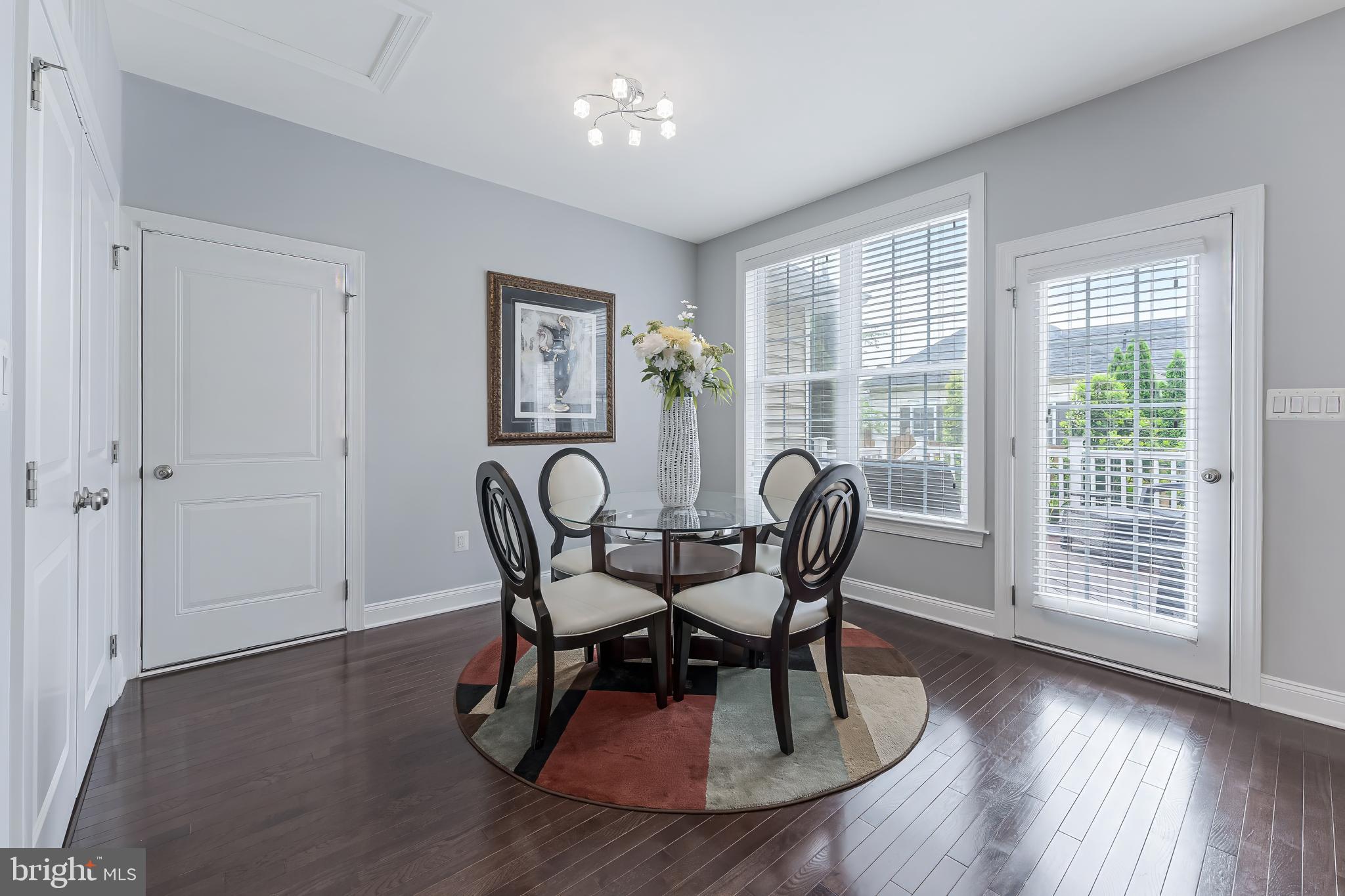 LOUDOUN VALLEY ESTATES 2 - Residential