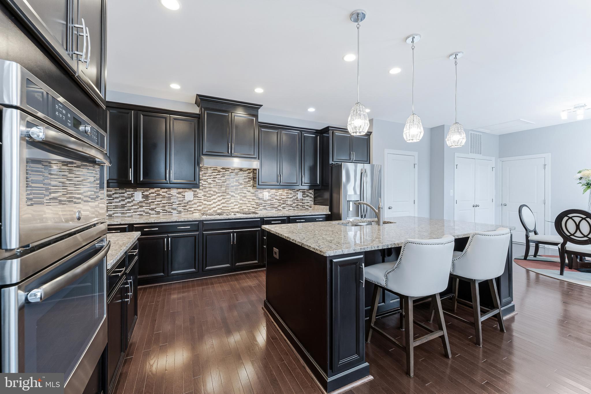 LOUDOUN VALLEY ESTATES 2 - Residential