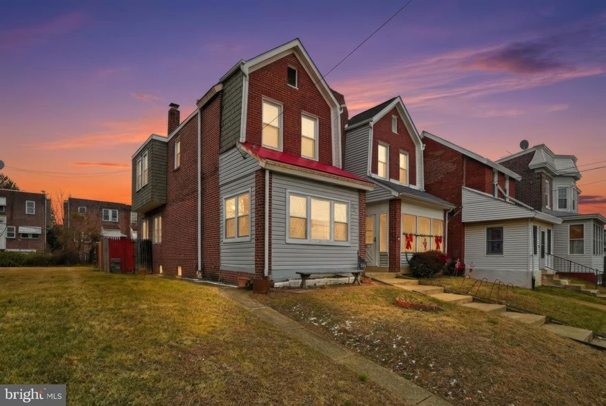 Seller is offering a $5,000 assist toward closing costs or a new refrigerator, along with a one-year home warranty.  Welcome to 125 W 35th Street, set in a desirable Wilmington neighborhood within a top-rated school district. This clean, vacant home offers hardwood floors throughout, three spacious bedrooms, and a layout that feels comfortable, functional, and easy to live in.

Recent improvements include a brand new roof, updated plumbing, and new kitchen appliances, offering peace of mind and flexibility to personalize over time. Well maintained with solid bones, the home provides a smart balance of move-in readiness and future potential.

Conveniently located near major routes, shopping, dining, and everyday amenities, this property is priced below comparable homes nearby, making it an attractive option for buyers seeking long-term value in a strong location. Vacant and easy to show, with immediate occupancy and quick settlement available.

A solid opportunity in an established area, schedule your showing today.

*Some photos have been virtually staged