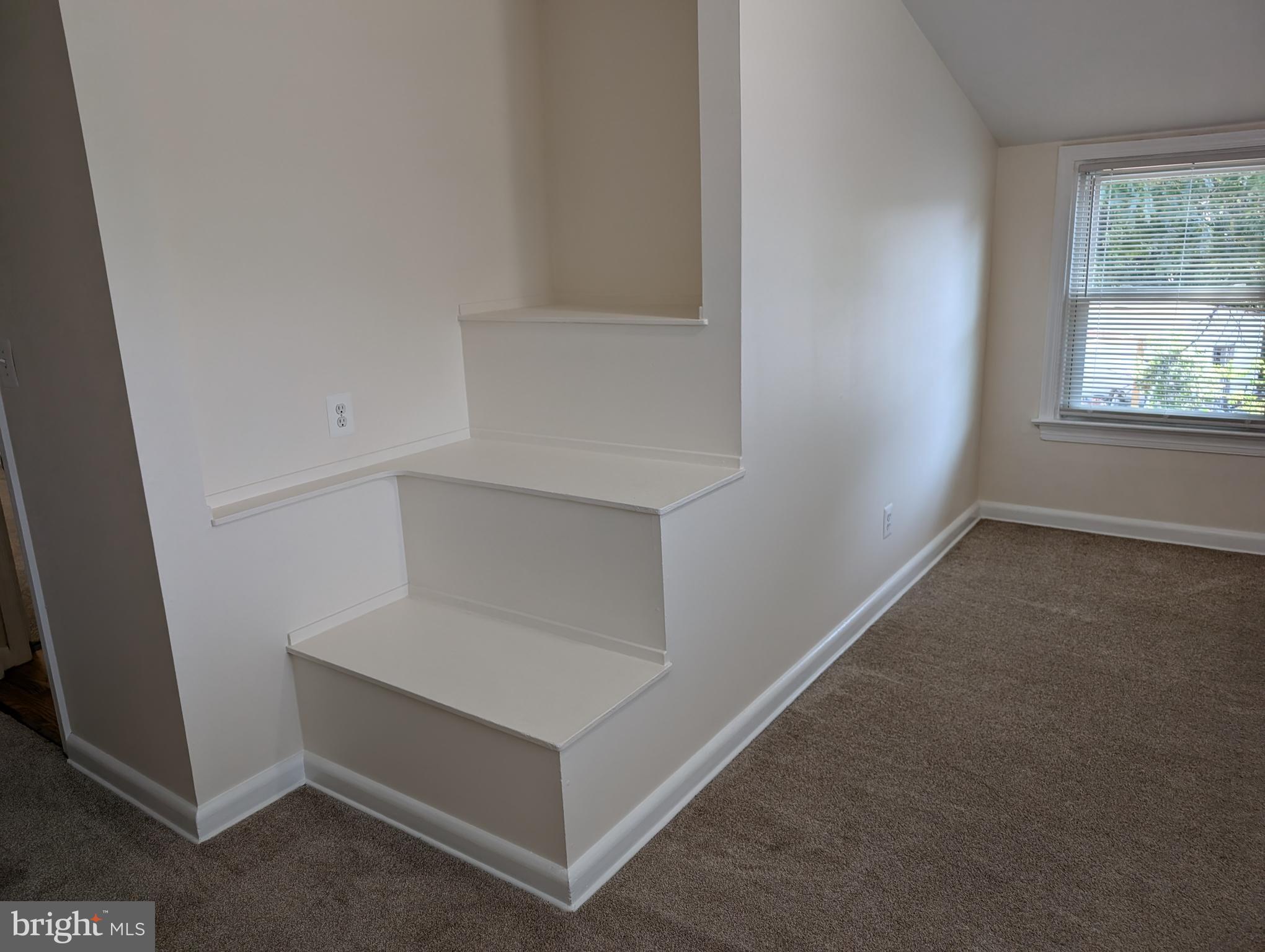 GLENMONT FOREST - Residential Lease