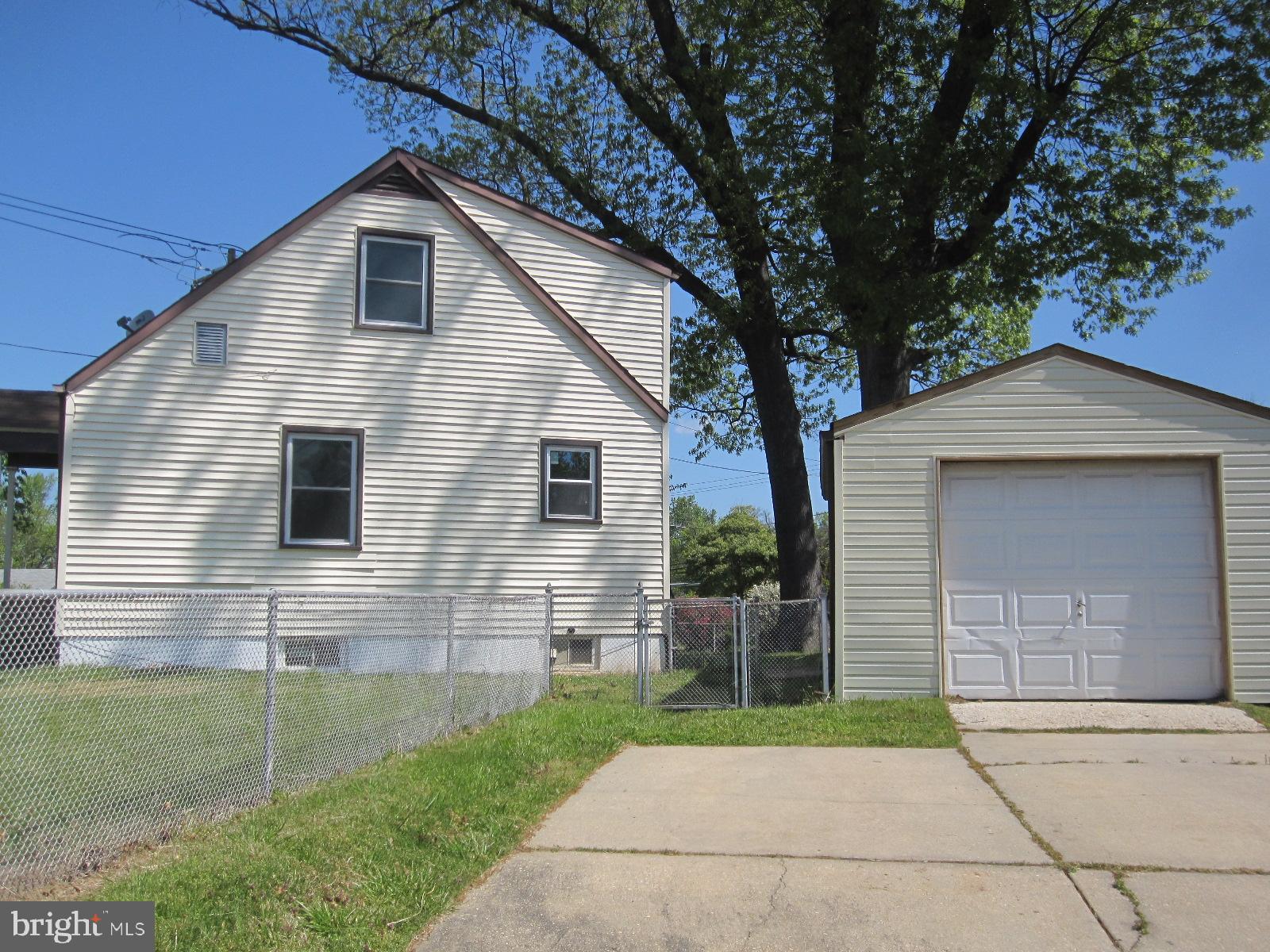 GLENMONT FOREST - Residential Lease