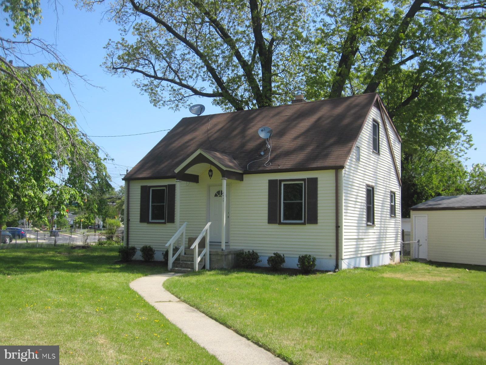 GLENMONT FOREST - Residential Lease