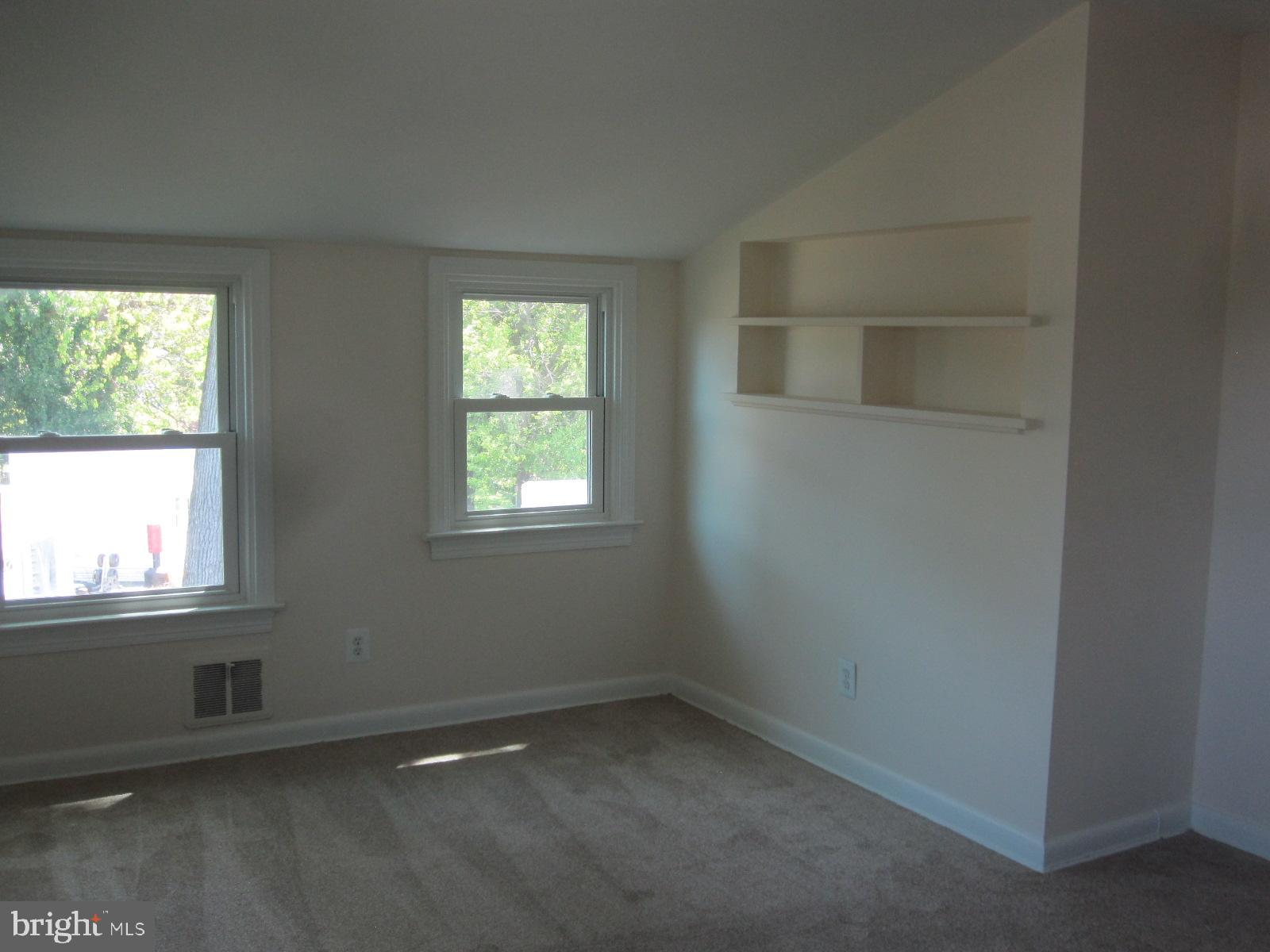 GLENMONT FOREST - Residential Lease