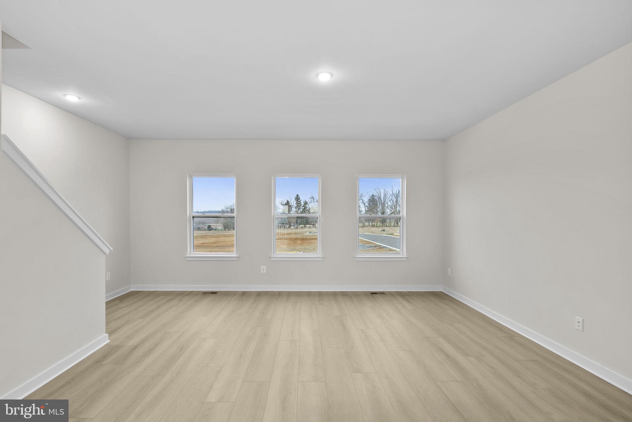 HUNTWELL WEST - Residential