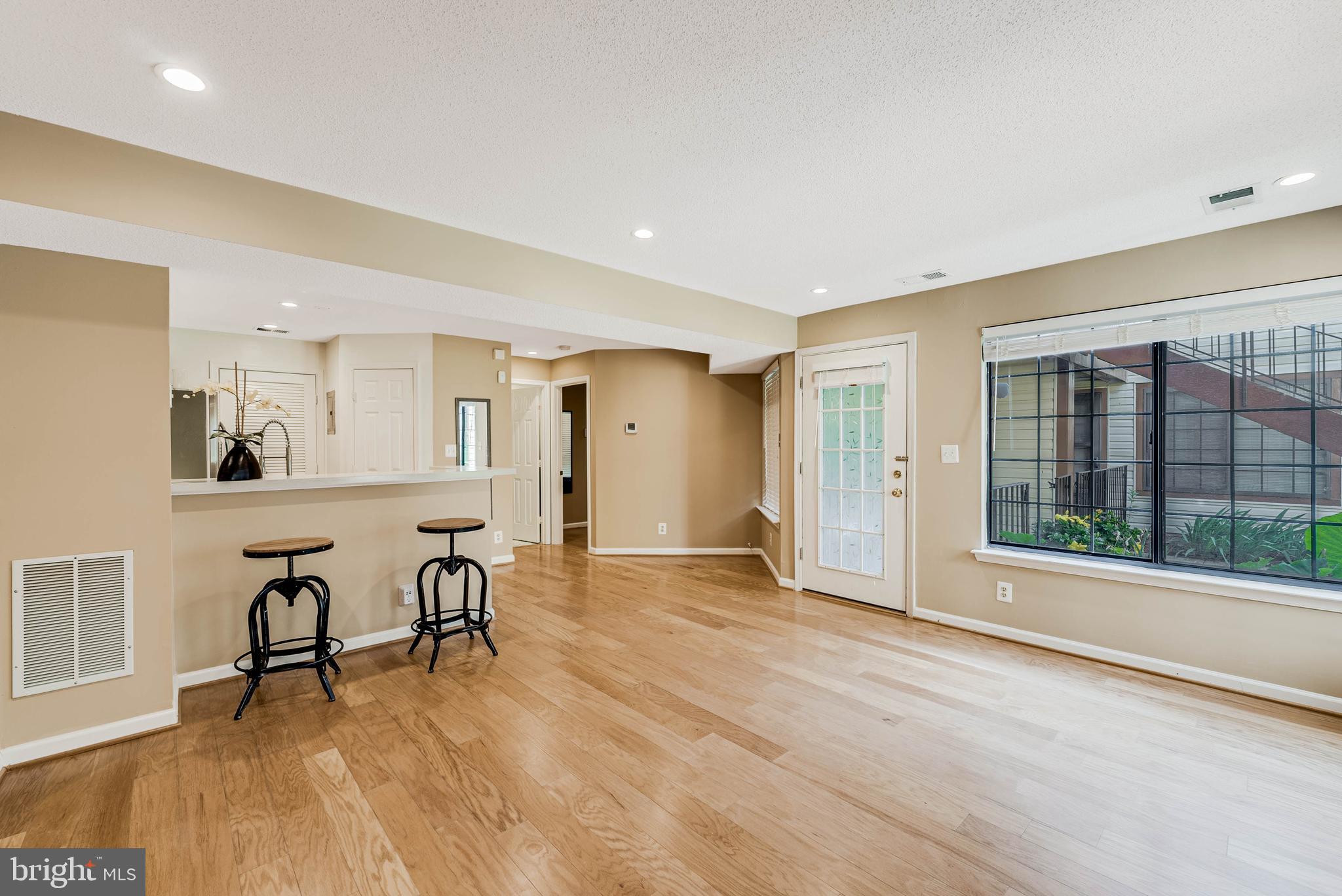 TIERS OF MANCHESTER LAKES - Residential