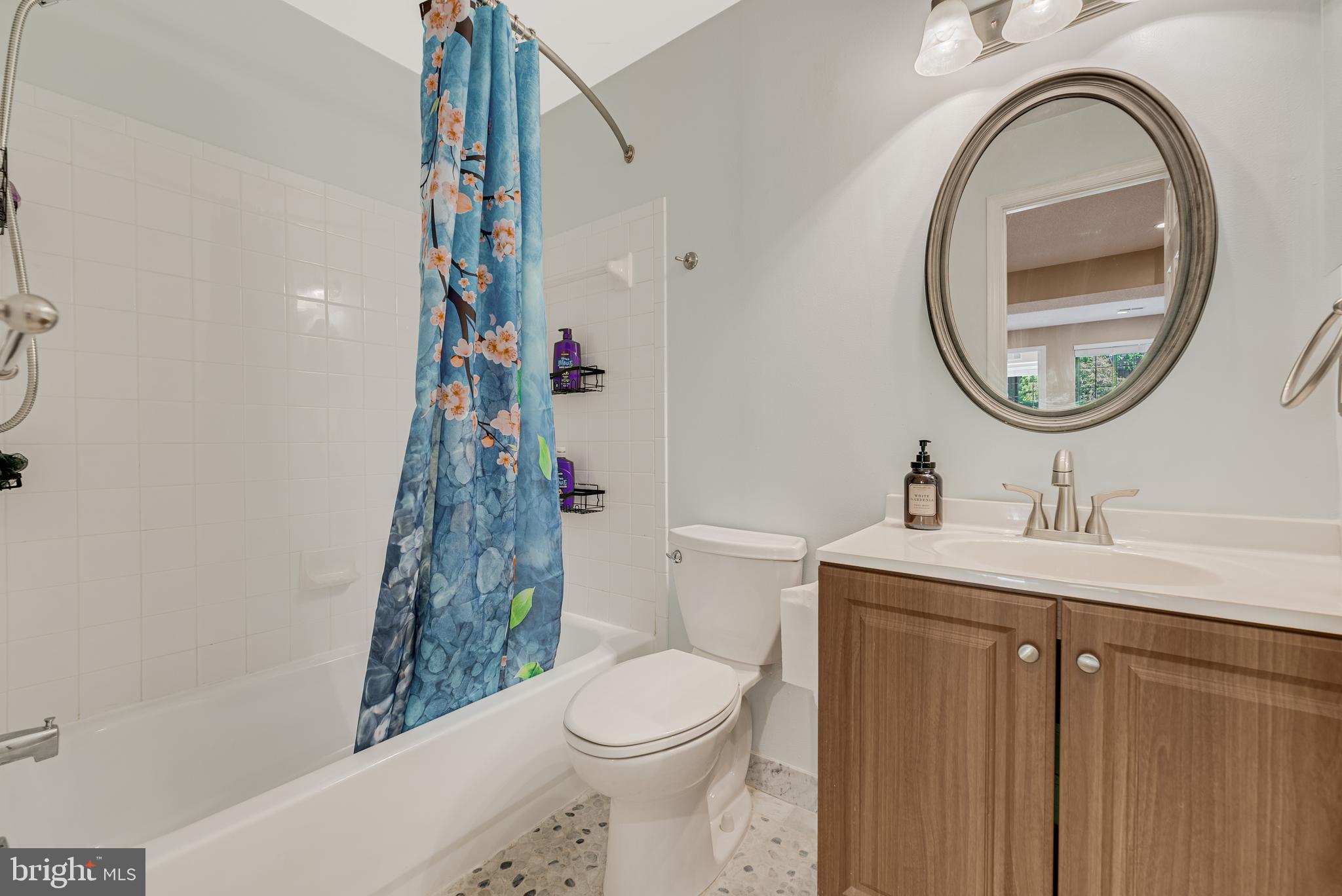 TIERS OF MANCHESTER LAKES - Residential