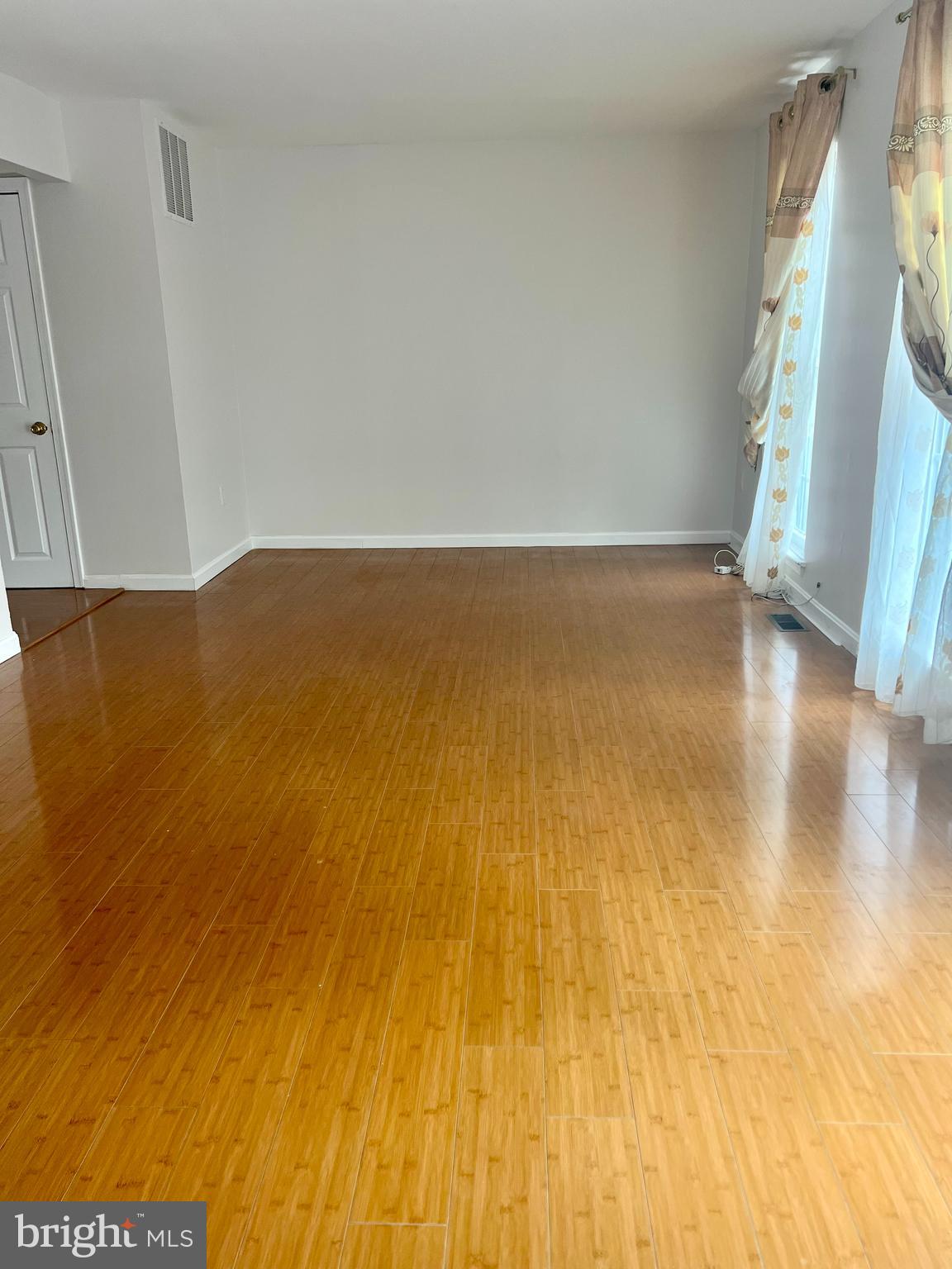 LAKE RIDGE - Residential Lease